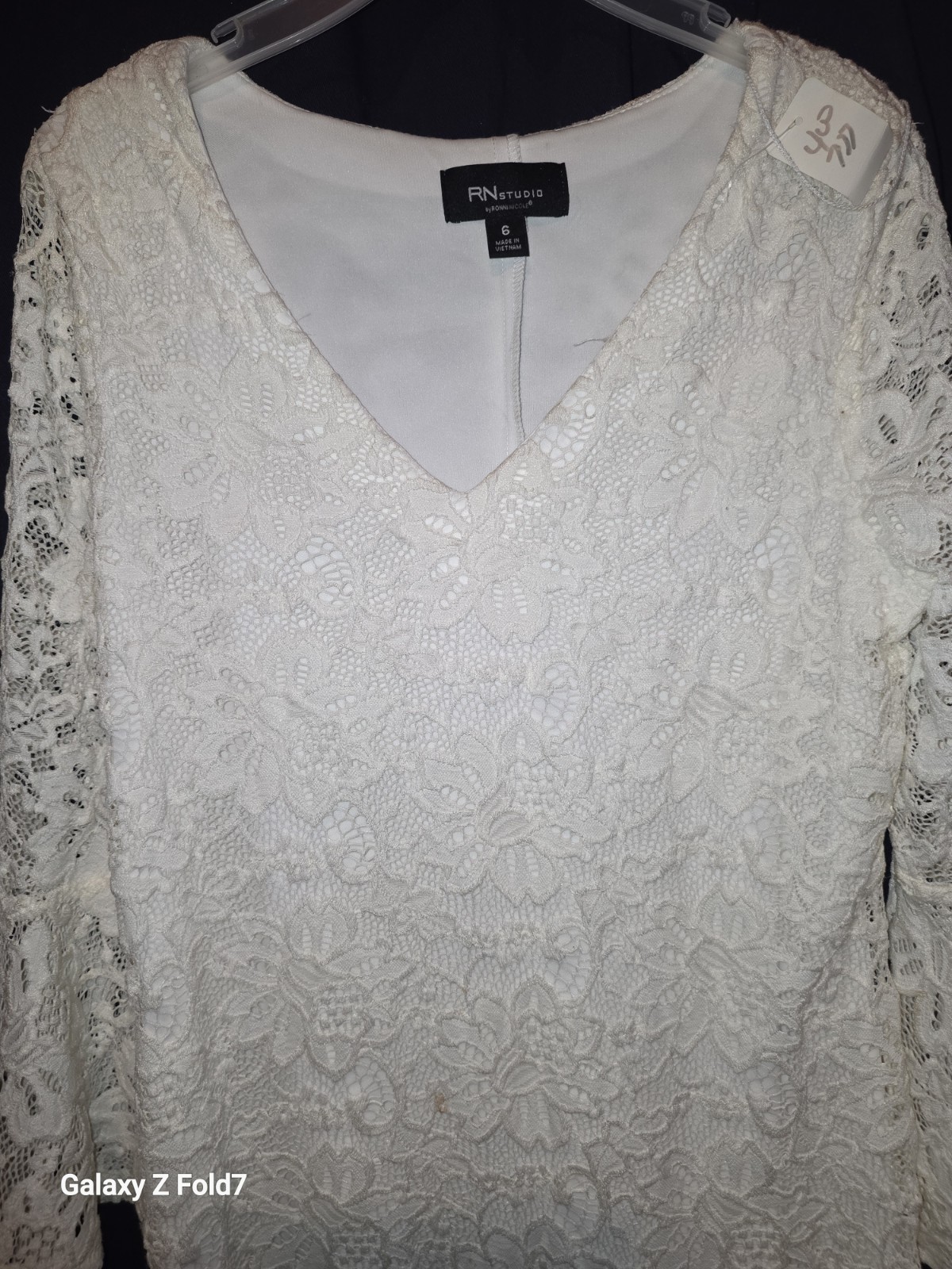 RN Studio by Ronni Nicole White Floral Lace V-Neck Lined Sheath Dress 6