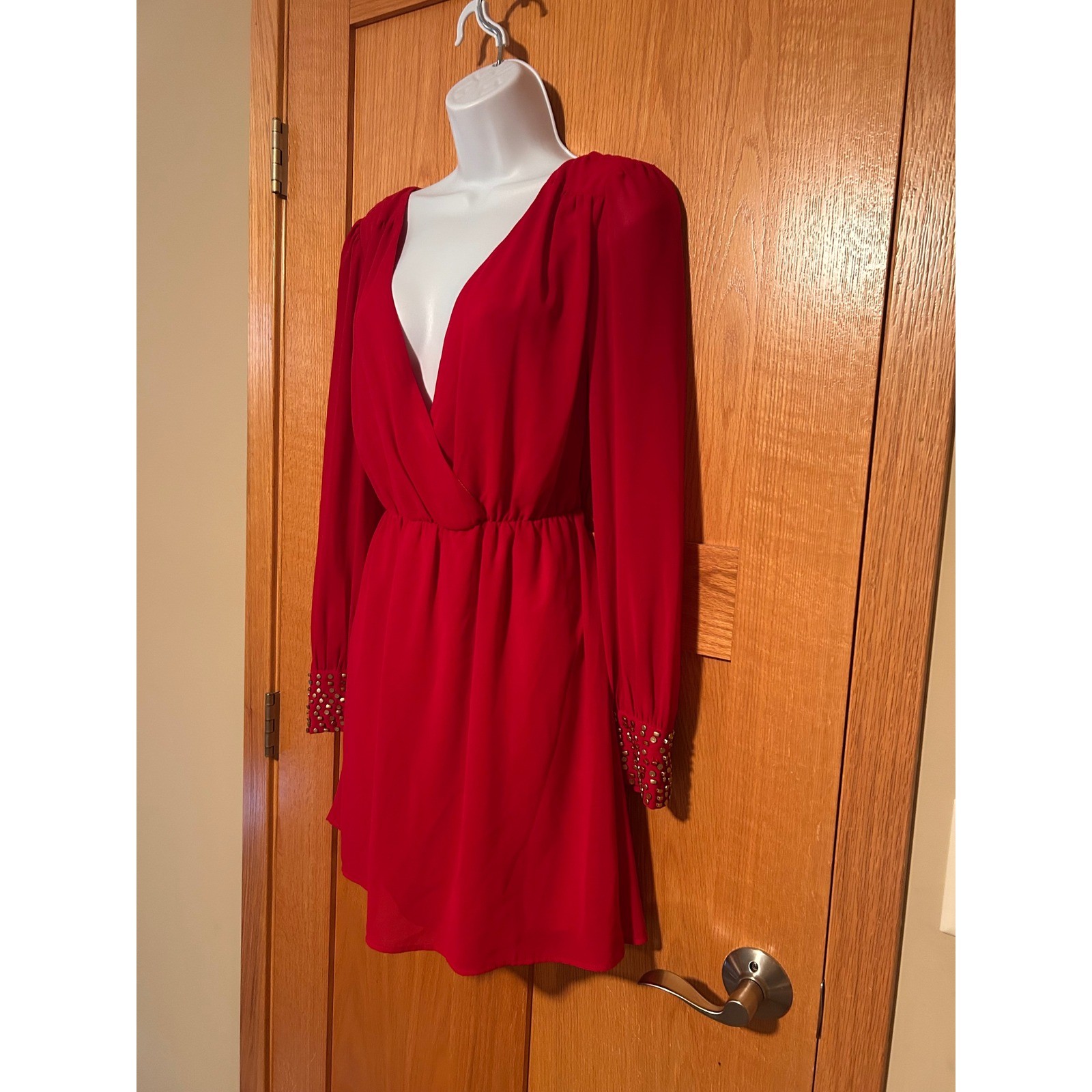 Red Plunging Deep V-Neck Studded Cuff Mini Dress Chiffon Long Sleeve Size Large