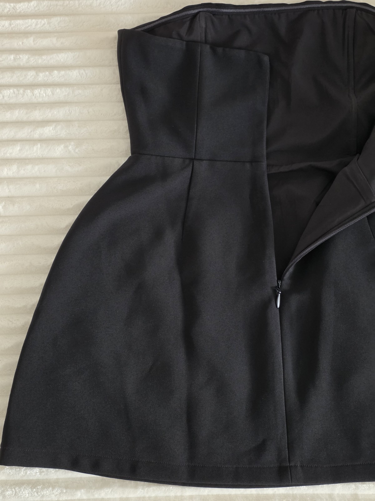 Odd Muse The Ultimate Muse Strapless Minidress with Pockets, Size Large, Black