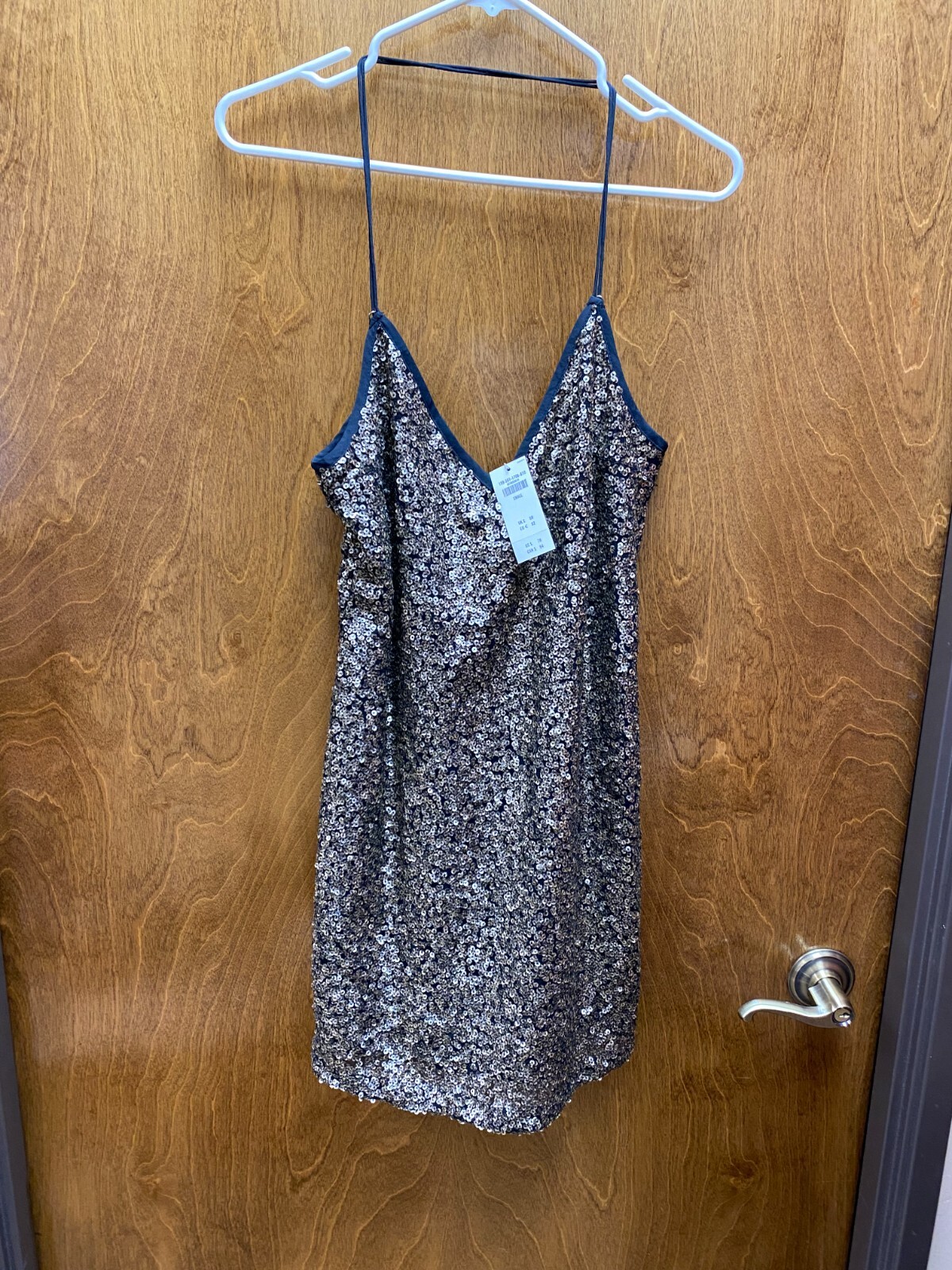 Women NWT “Aber & Fitch” gold sequin halter top dress. Size SM. Org. $78.00