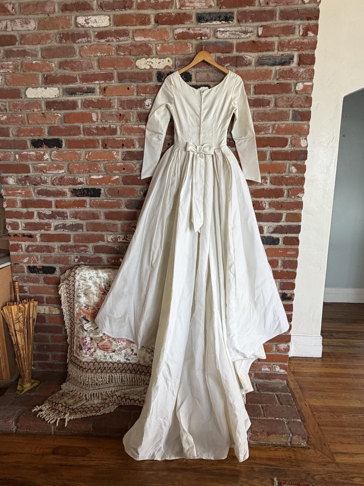 Ivory Long-Sleeve 1950s Wedding Dress with Bow Waist and Embroidered Overlay