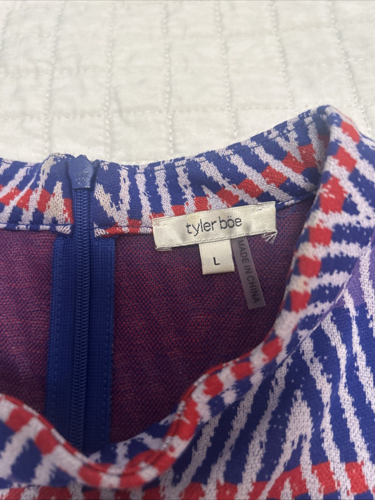 TYLER BOE Size Large MINDY Blue Red Chevron Jacquard Flare Sleeve Dress Boho