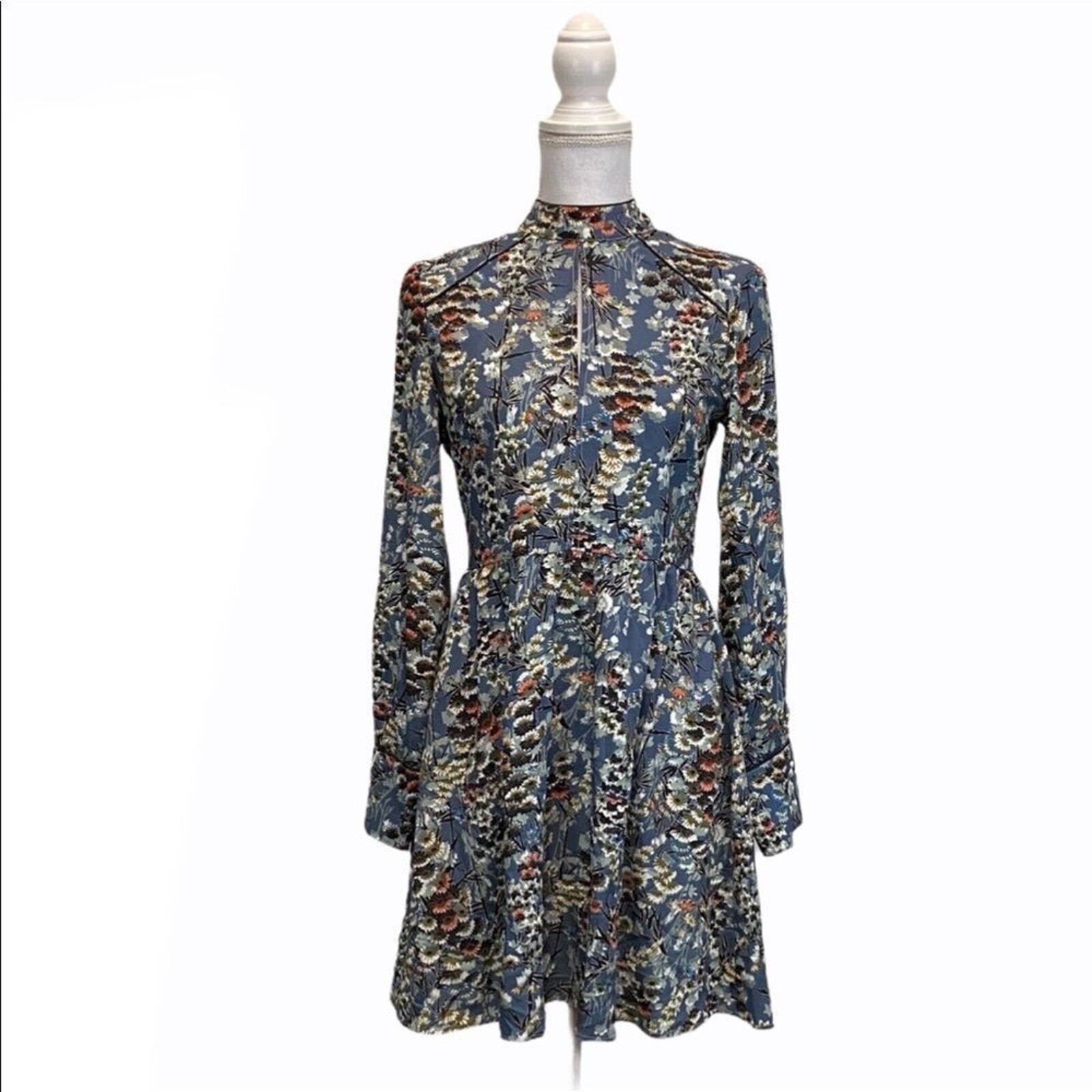Small Floral Keyhole Front Boho Dress Casual Chic Trendy Long Sleeve Asian