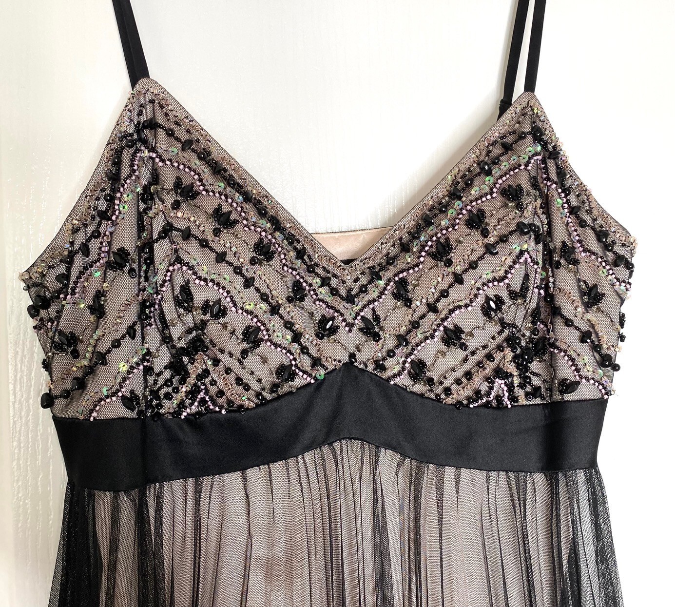 SUE WONG NOCTURNE Black Nude Beaded Sequin Embellished Pleated Mesh Dress 6 US