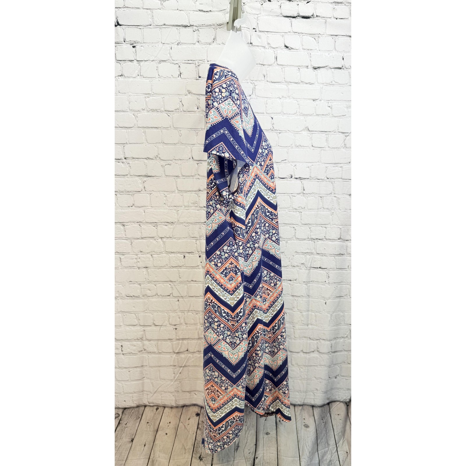 Sauci Womens Chevron Print Short Sleeve Tie Back Casual Midi Dress Plus 1X