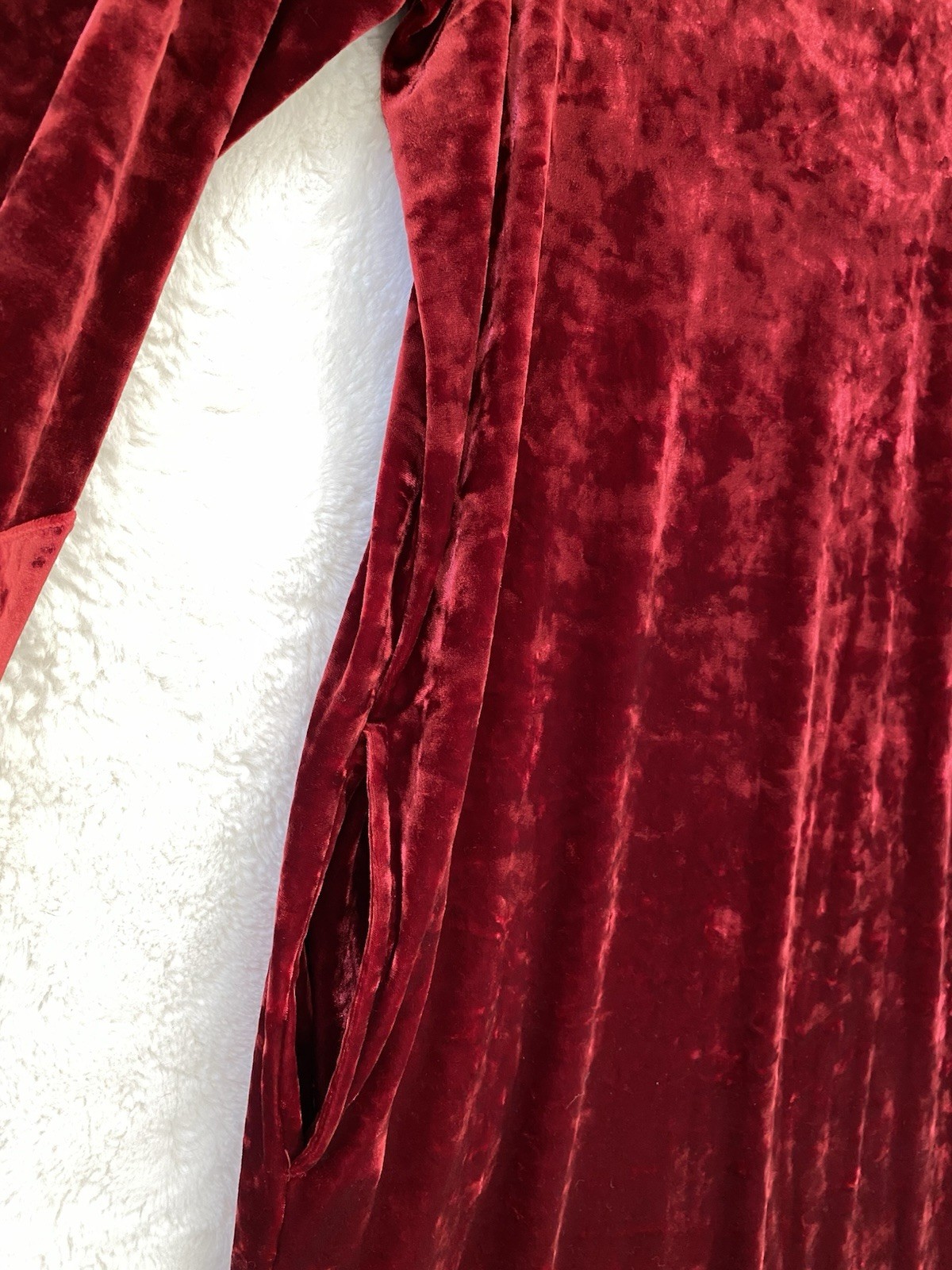 Cabernet Womens Red Crushed Velvet Velour Bell Sleeve House Dress Size Medium