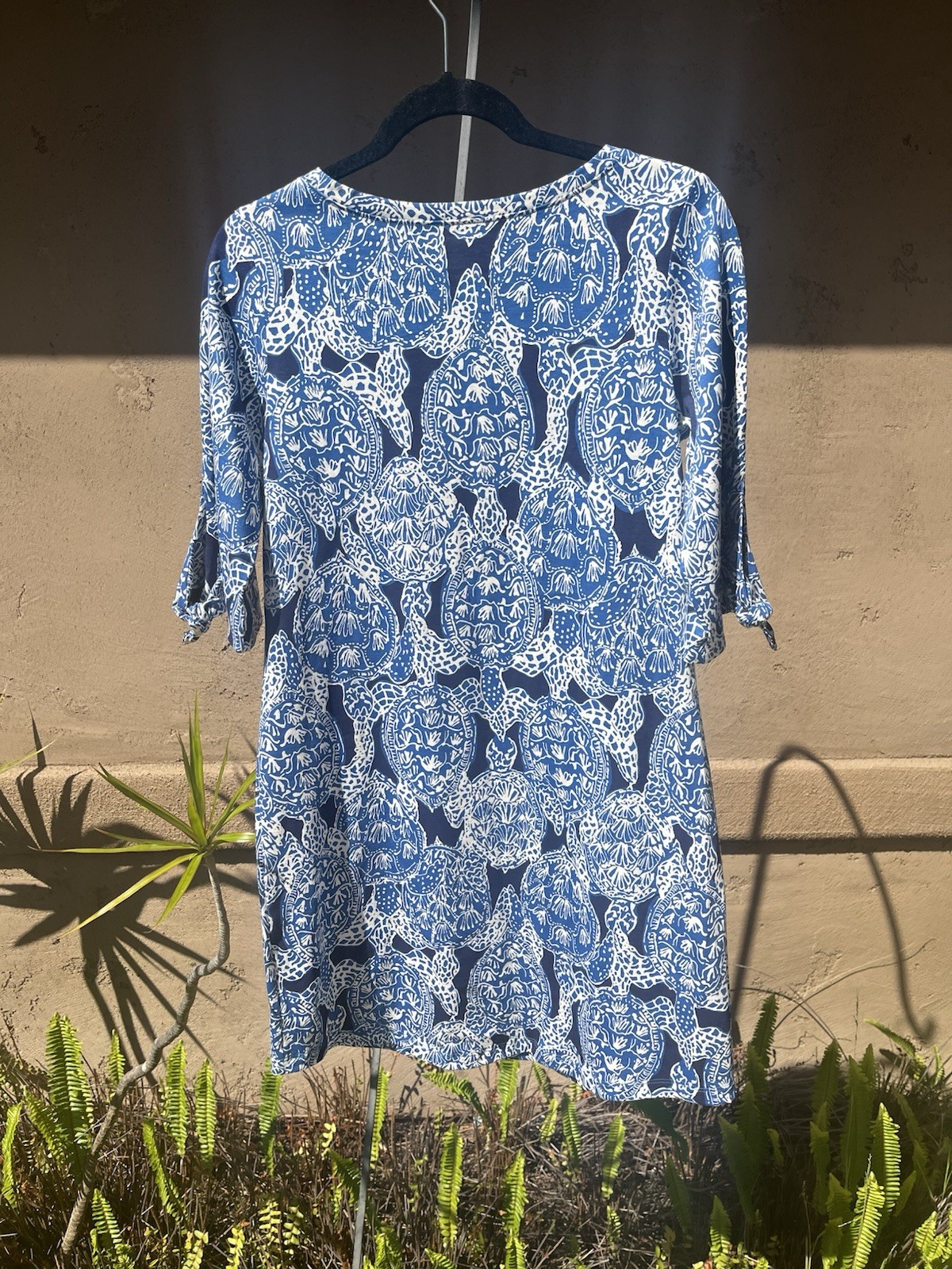 Lilly Pulitzer Preston Dress M Indigo Blue Snap To It Turtle Print w Tie Sleeves