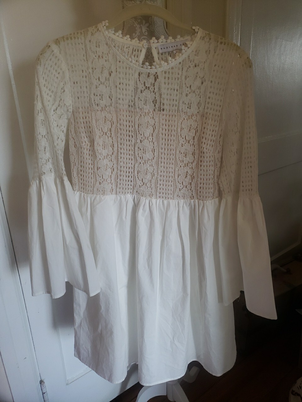 Boho Style Endless Rose White Short Dress Size S Lace, Bell Sleeve Cotton Lined.
