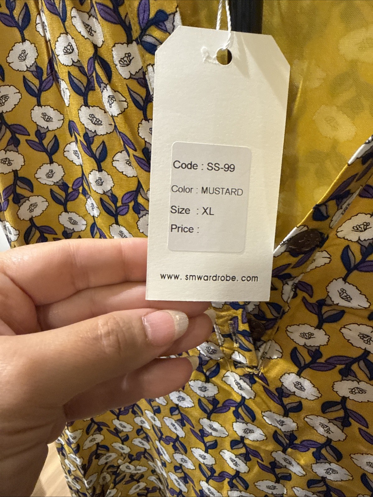 sm wardrobe yellow floral top v-neckline and a sleeveless design With Pockets XL