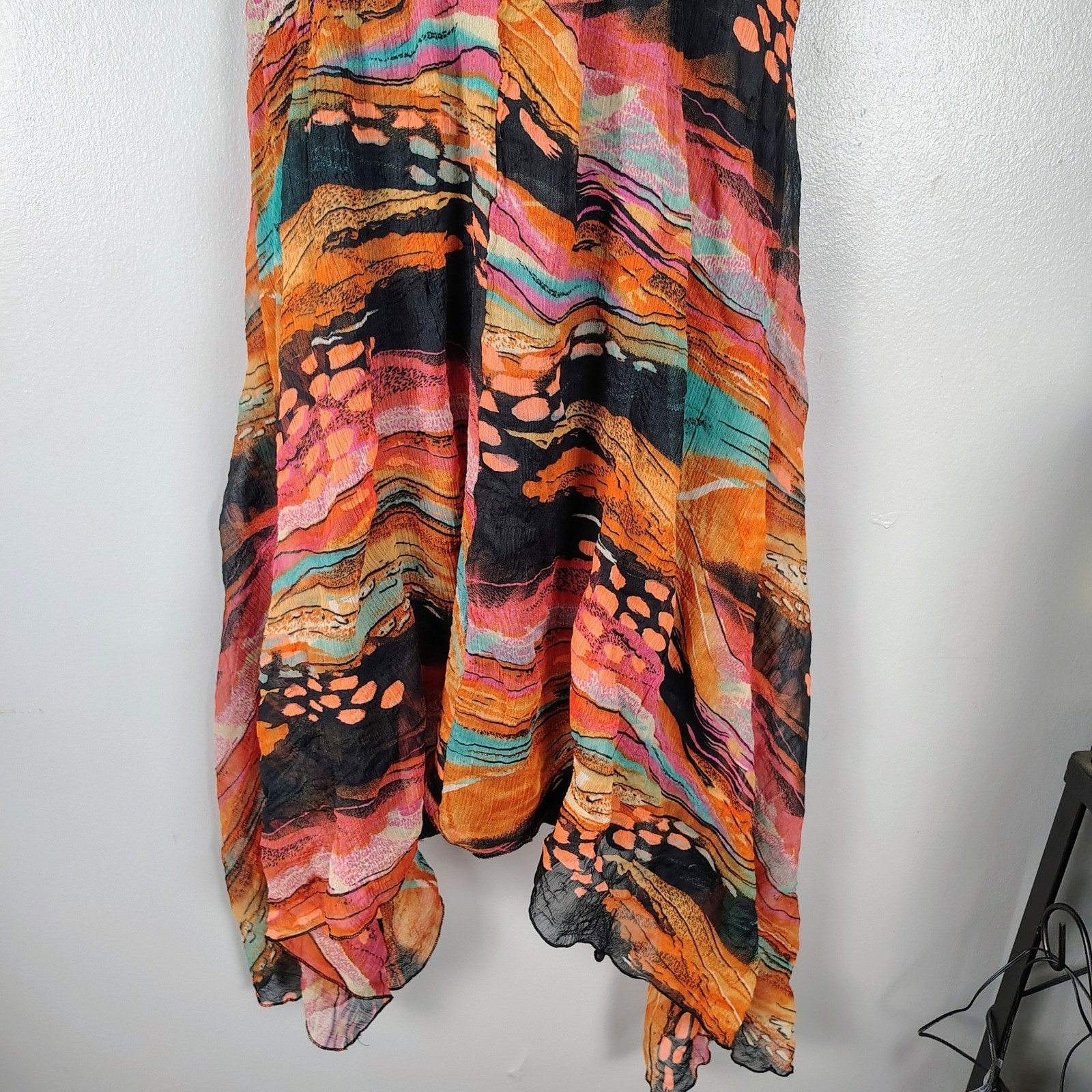 Jessica Taylor 1X Abstract Studded Strap Handkerchief Hem Dress southwestern