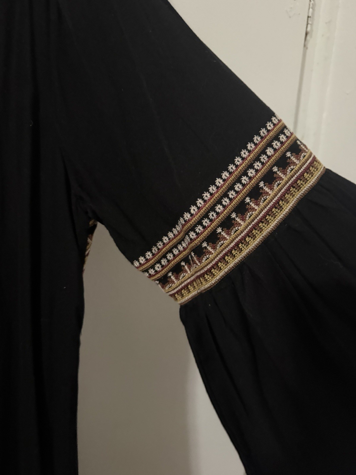 NWOTS Womens ENTRO Dress LRG BLK Embroidered Boho Peasant Tunic Retro Bell CUFF