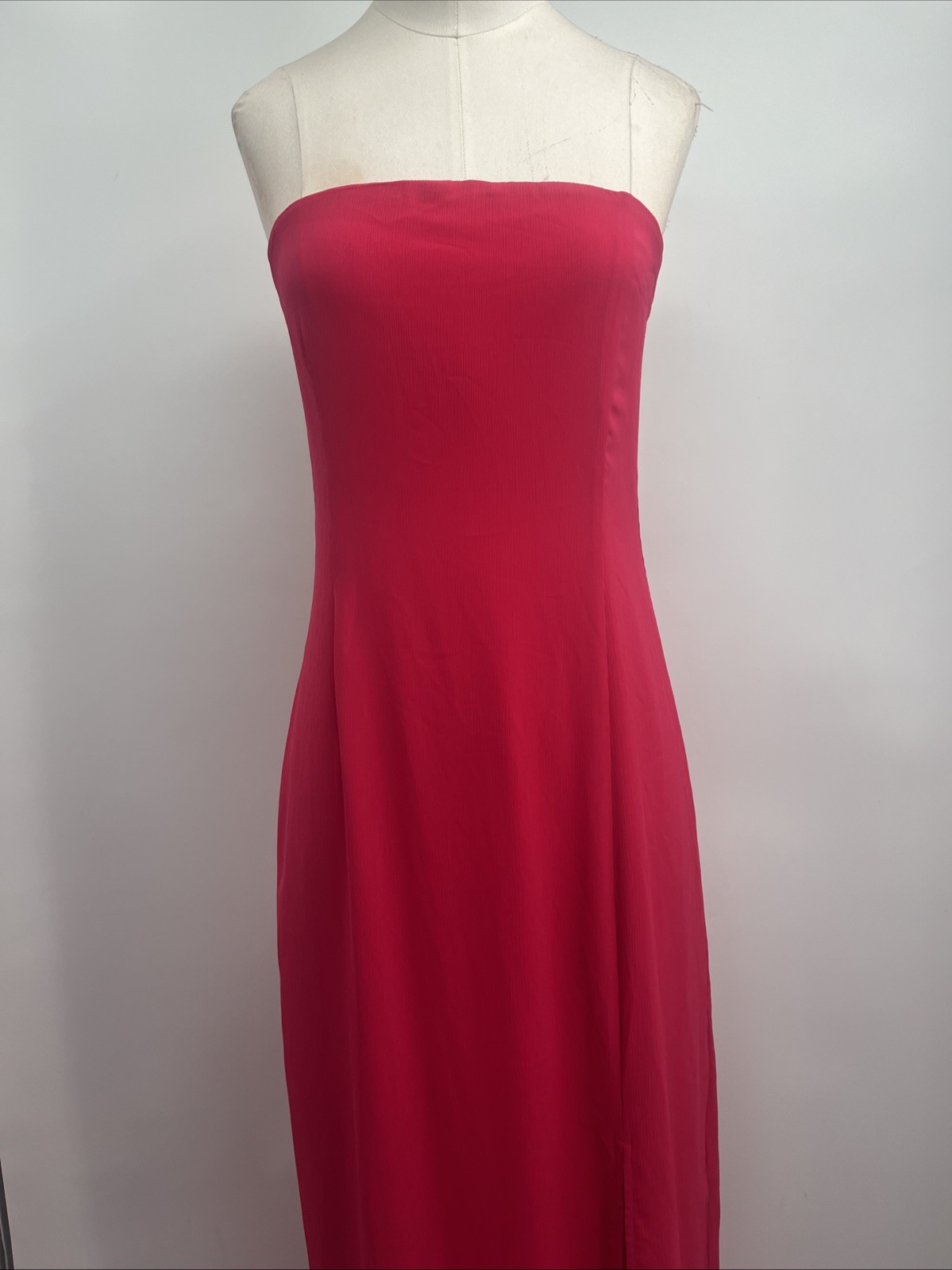 Superdown Women’s Front Slit Pink Asher Non-Slip Strapless Dress Size Medium