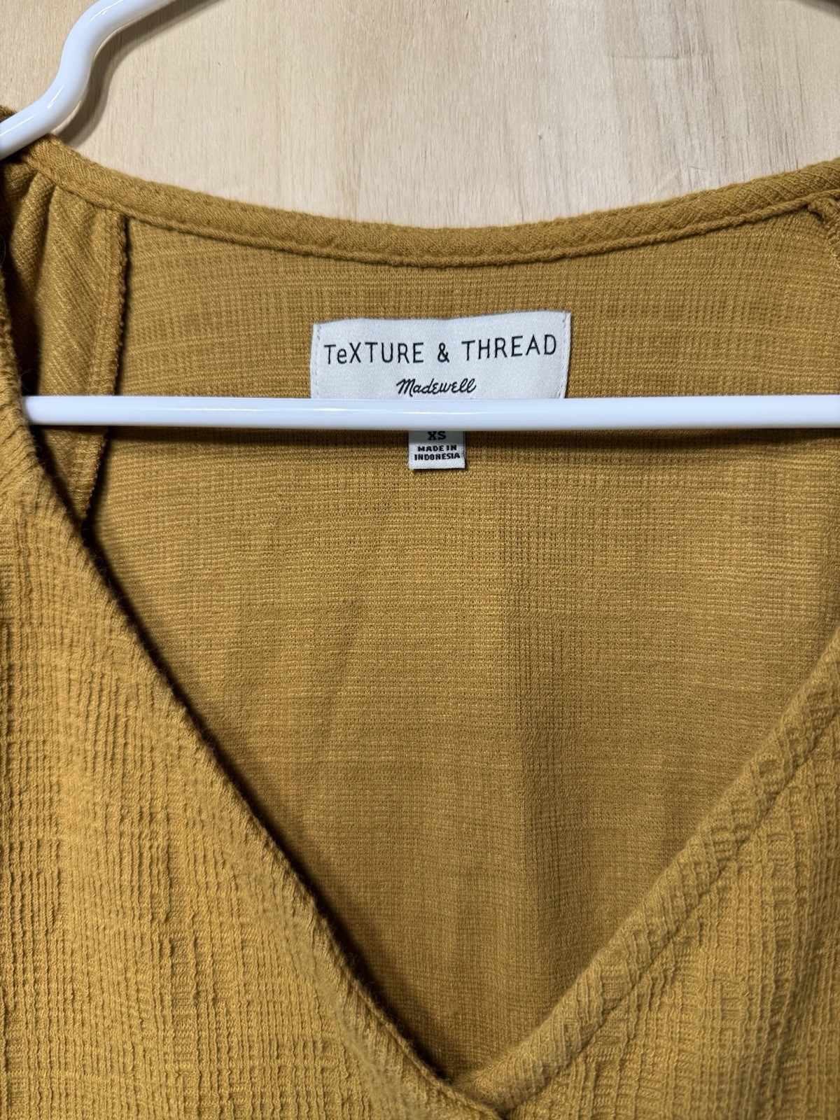 Madewell Texture & Thread Puff Sleeve Dress Women’s XS Mustard Yellow V-Neck