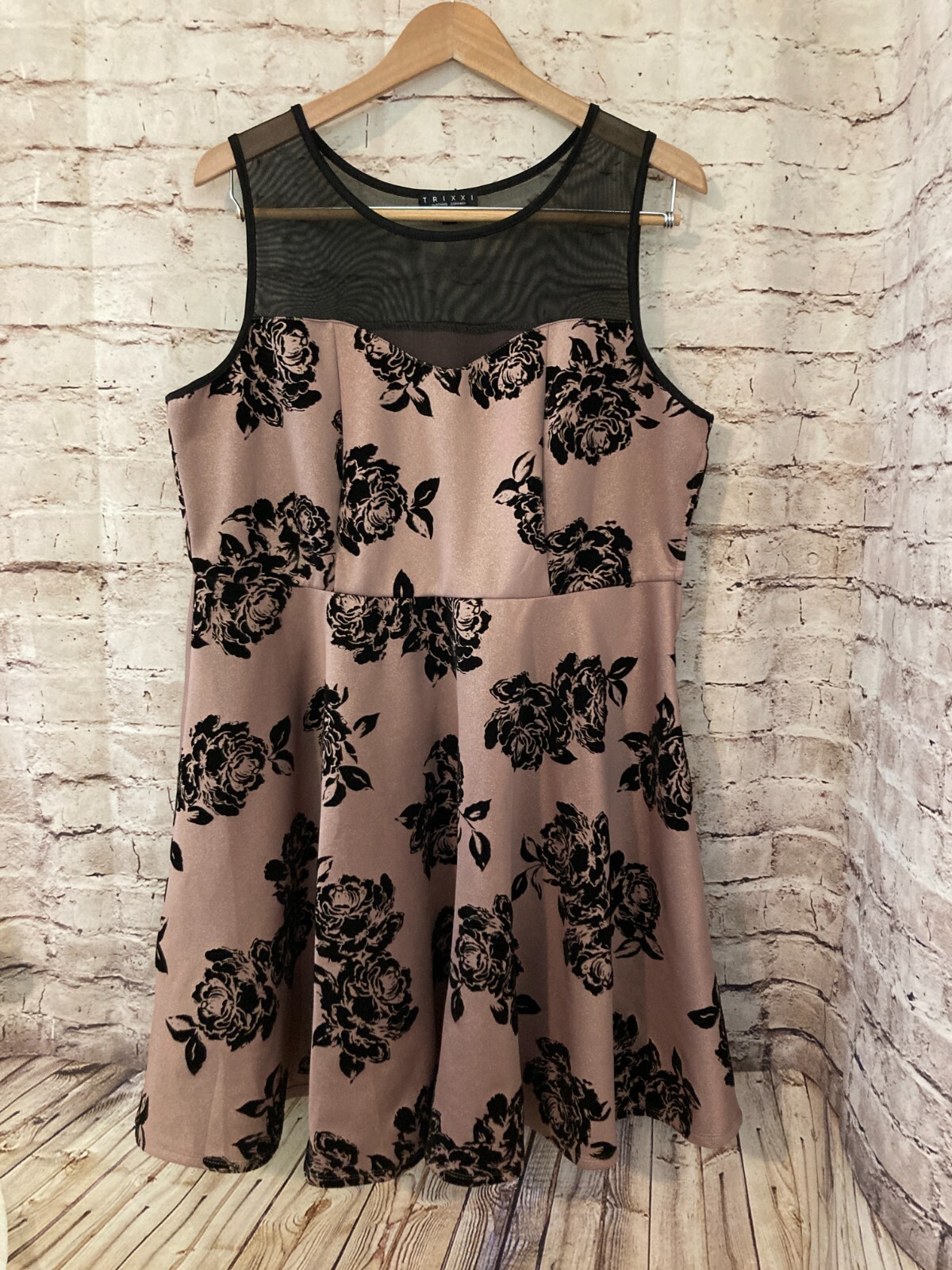 Trixxi Dress Womens 1X Y2K Pale Purple Floral Velvet Fit & Flare Mesh Trip Flowy