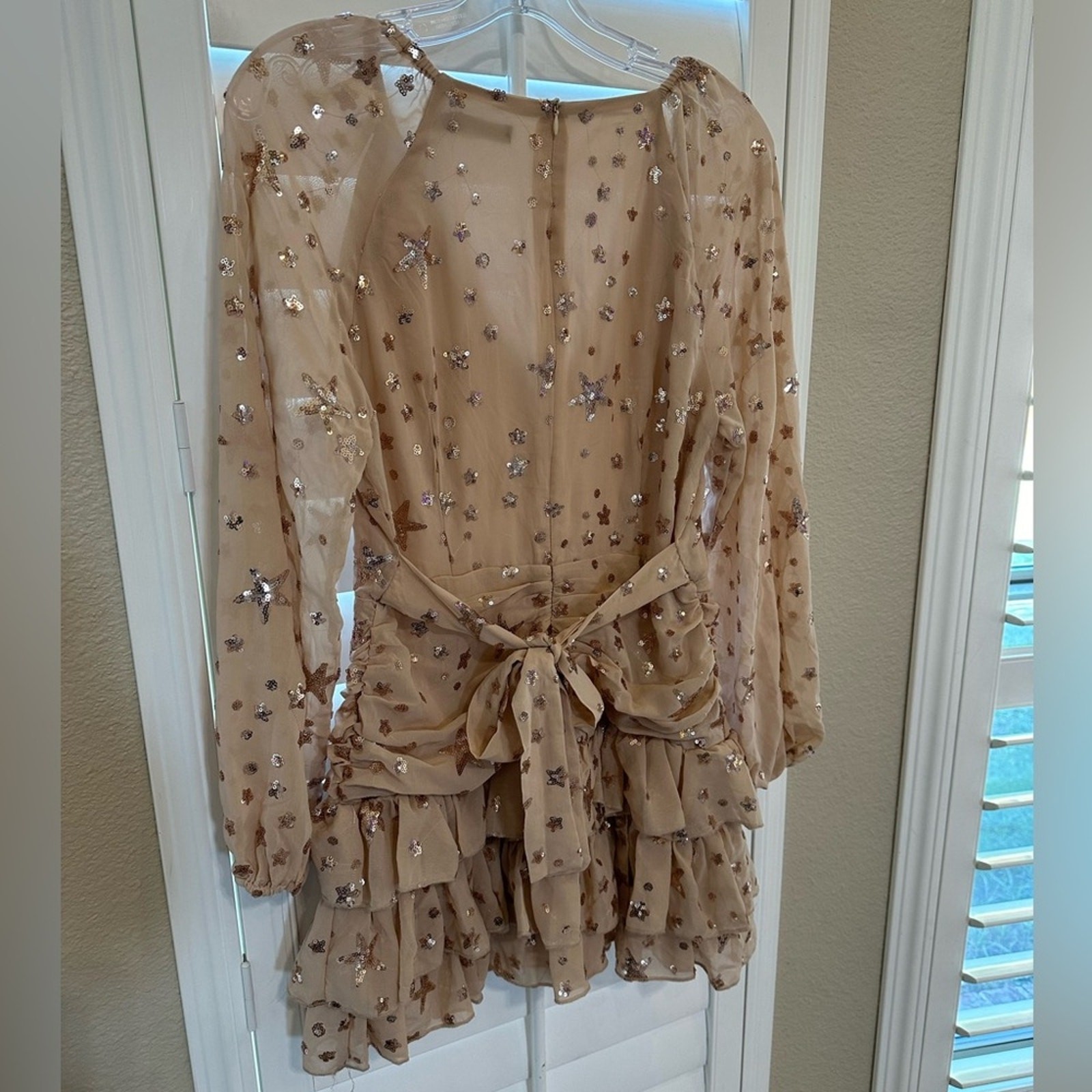 Boohoo Petite Glitter Star Sequin Ruffled Mini Dress Woman’s Size 8