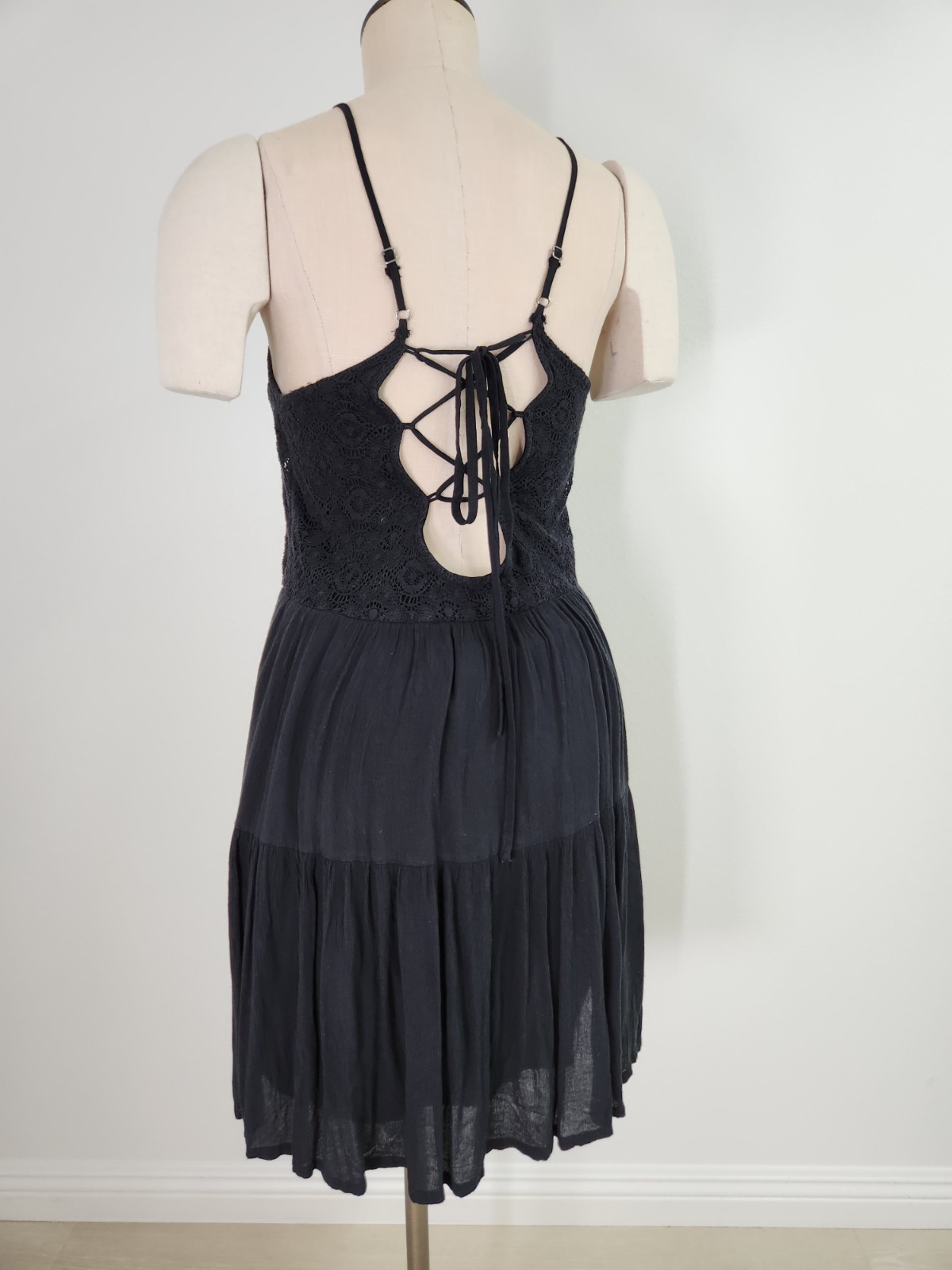 Abercrombie Fitch Womens Small Black Lace Halter Mini Dress Tiered Sundress
