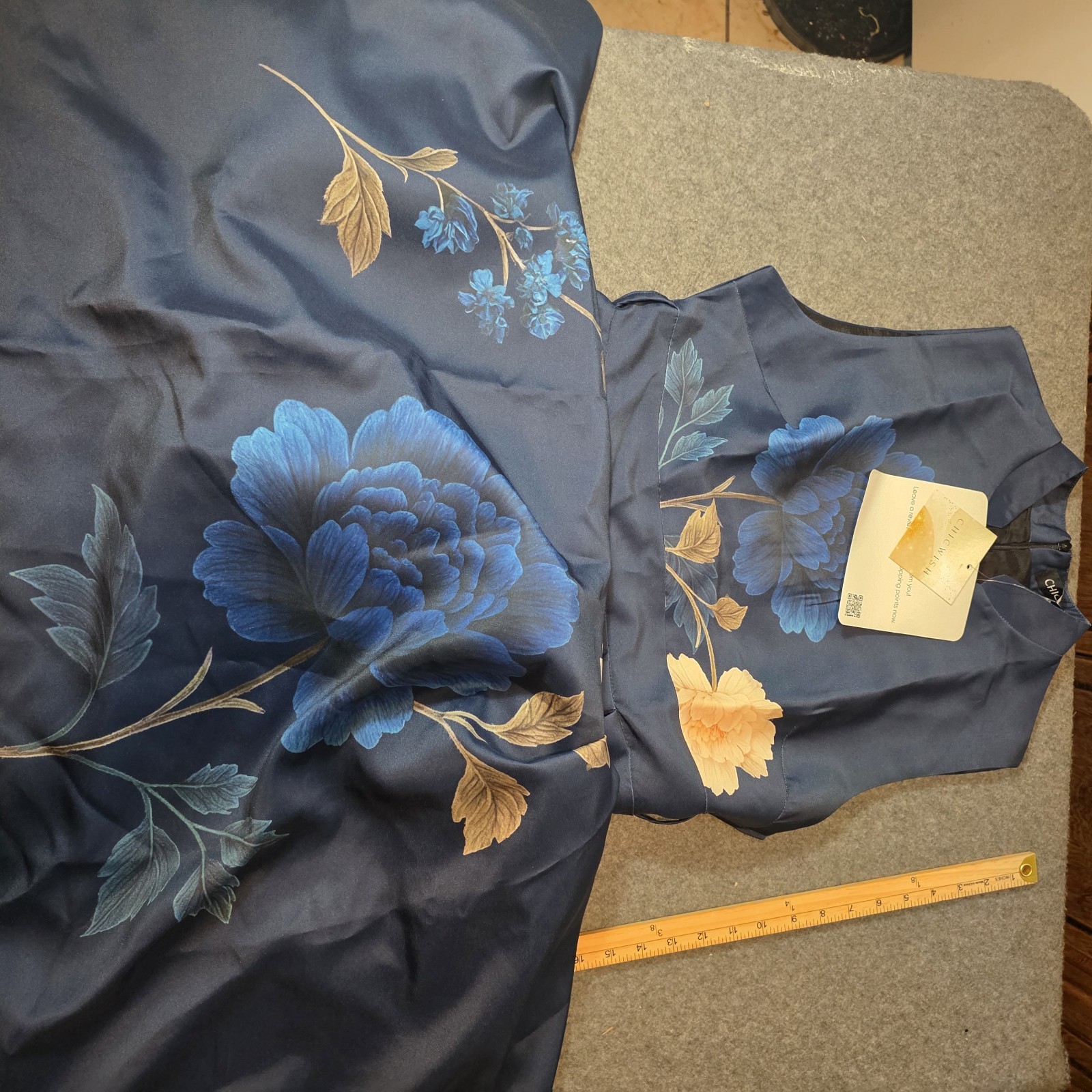Chicwish Blue Floral Dress Large New With Tag M1