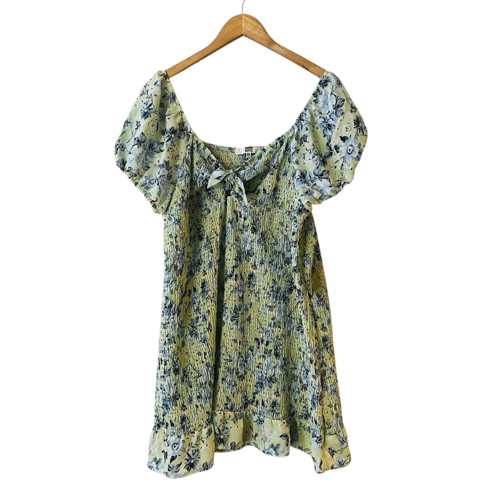 Madden NYC Floral Smocked Tie Front Dress Size XXXL NWT Multicolor