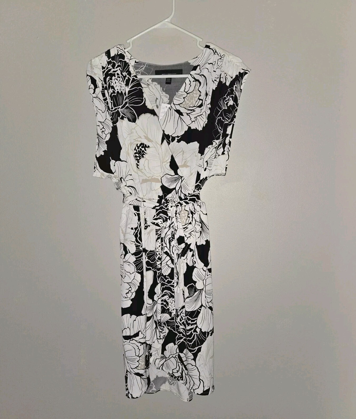 White House Black Market White, Black Beige Surplice Tie Sheath Midi Dress XS
