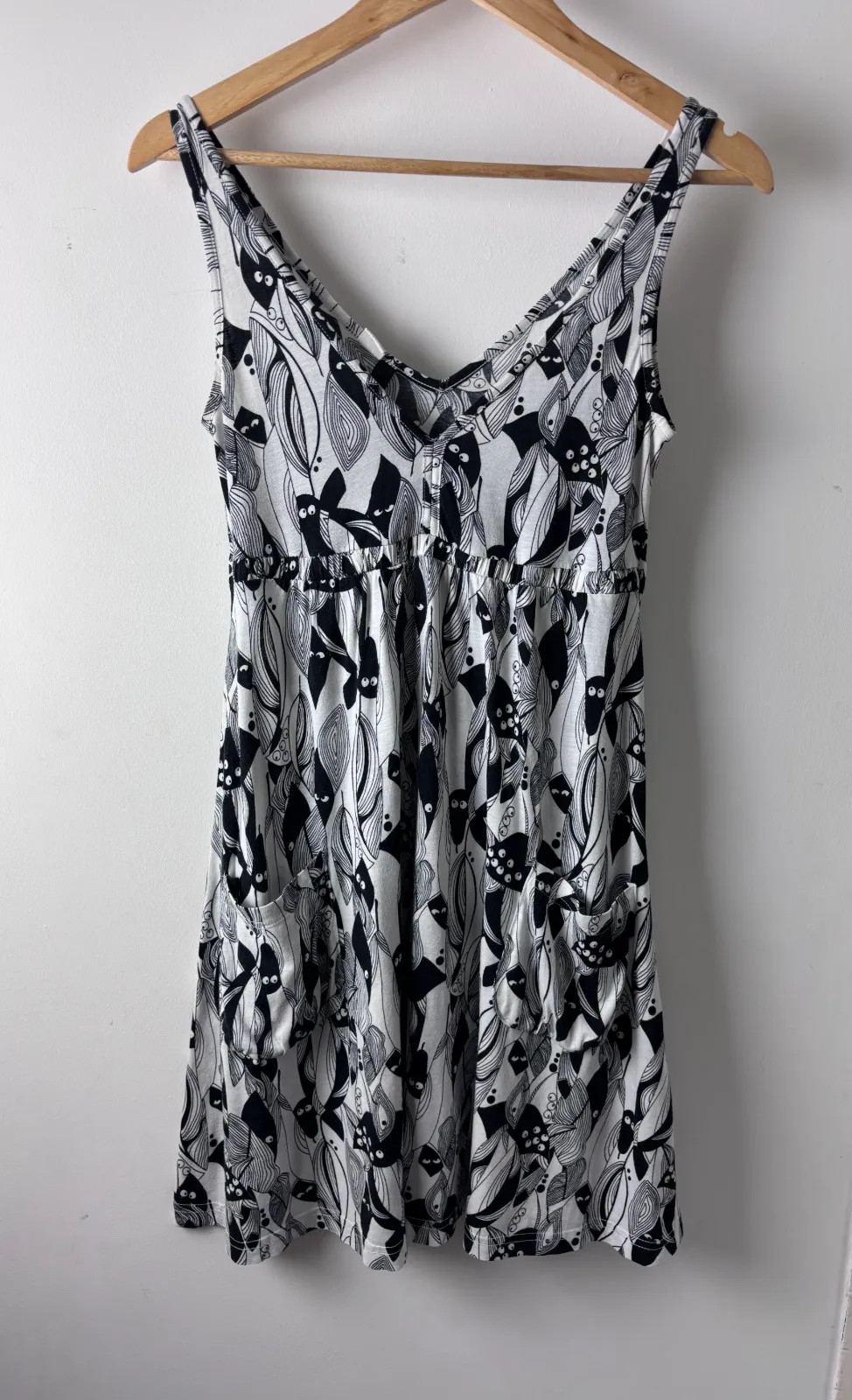 H&M Abstract Babydoll Dress Size 38 UK Size 1B lack White Cotton