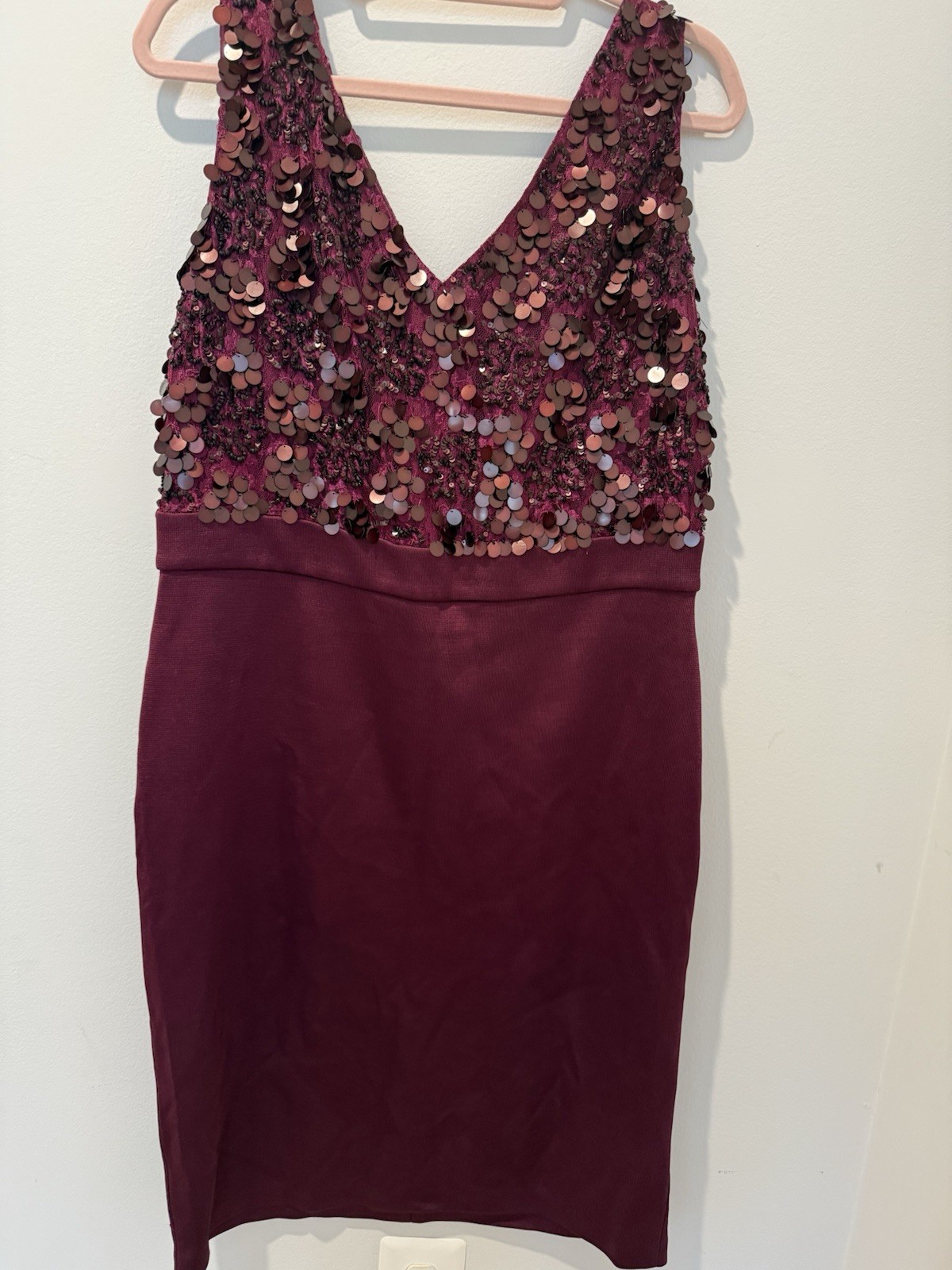 St. John Evening Hand Knit Maroon Sequin Dress Size 14