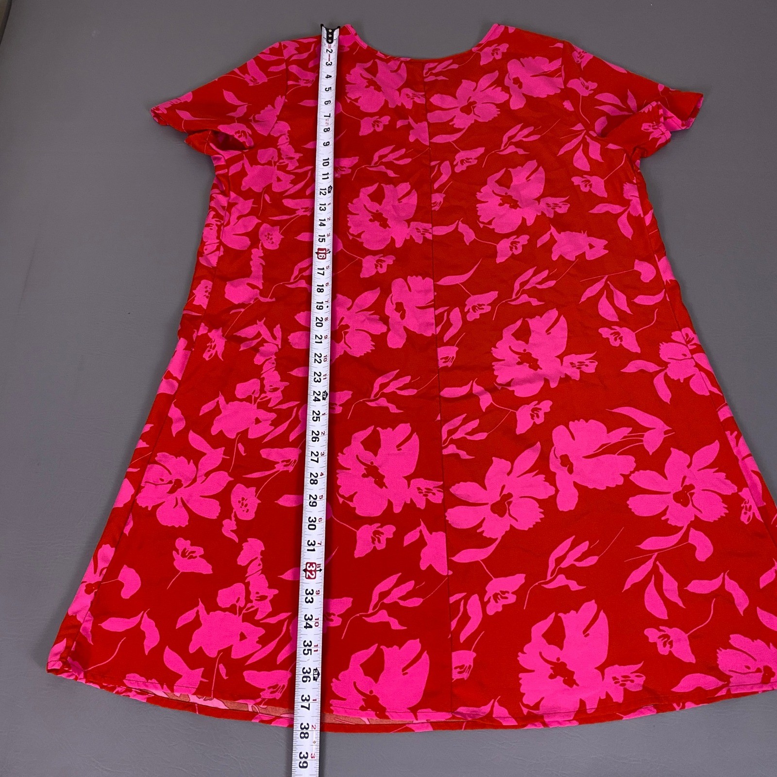 SHEIN Curve Dress Shift T-Shirt Plus Size 1XL Red Pink Floral Short Sleeve *