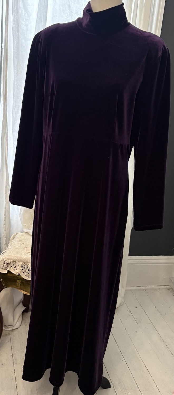 Purple Velvet Dress Womens Sz 16 LS Floor Length Mock Turtleneck Tracy Spencer