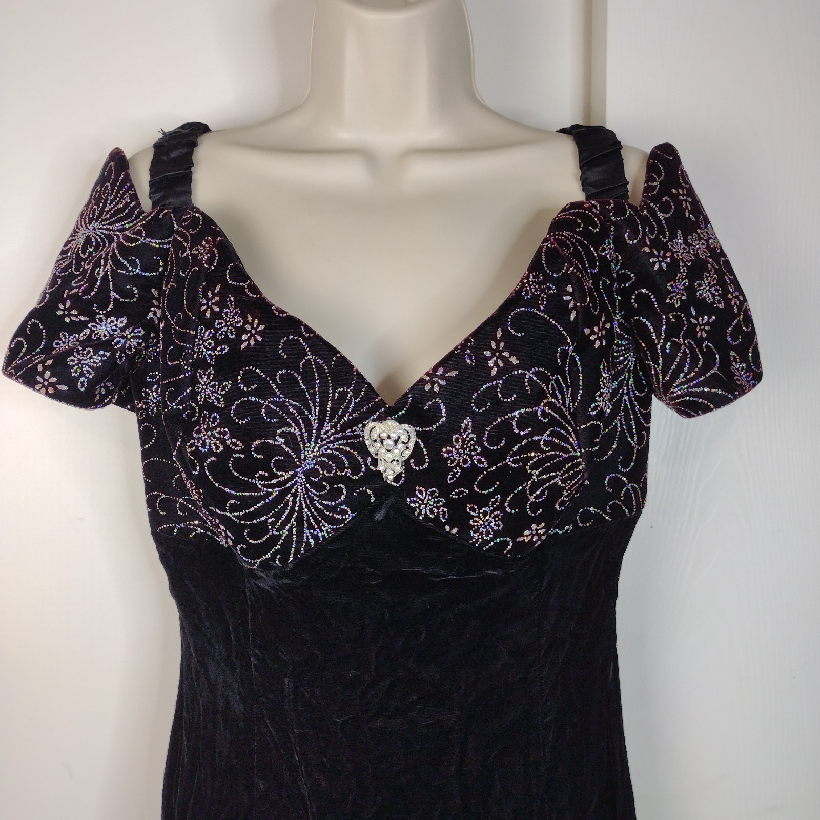 Scott McClintock Black Maroon Cocktail Dress Velvet Sz 10 Off Shoulder 90s Y2K