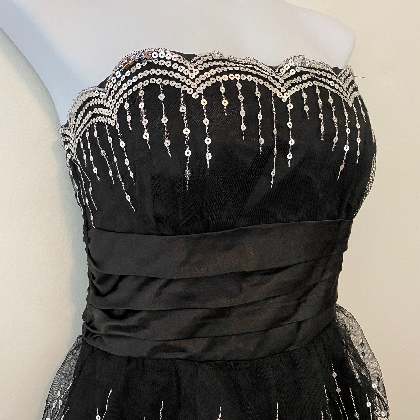 Masquerade Black Short Strapless Formal Dress Size 13/14 Silver Sequin Prom