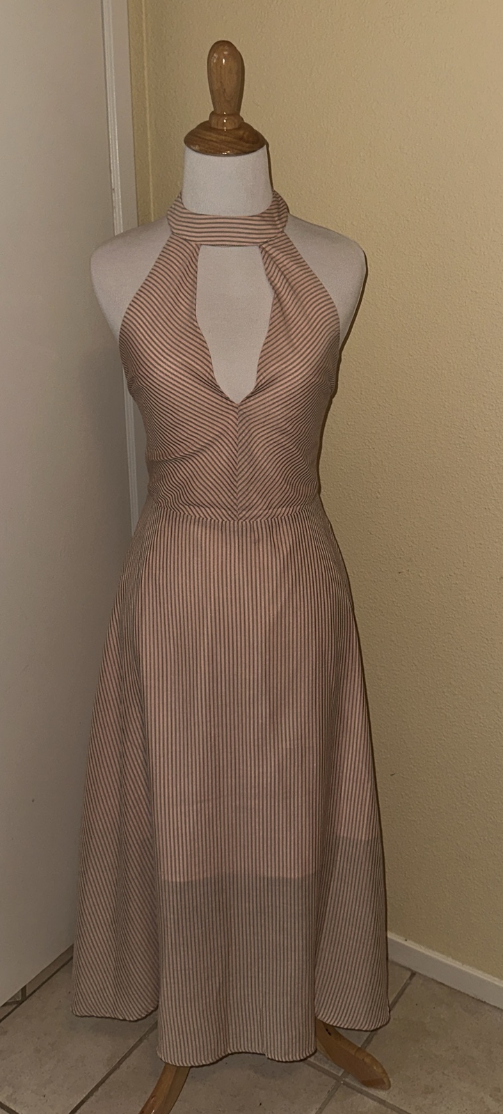 J.O.A. Los Angeles Pin Striped Halter Backless Maxi Dress Size Large NEW