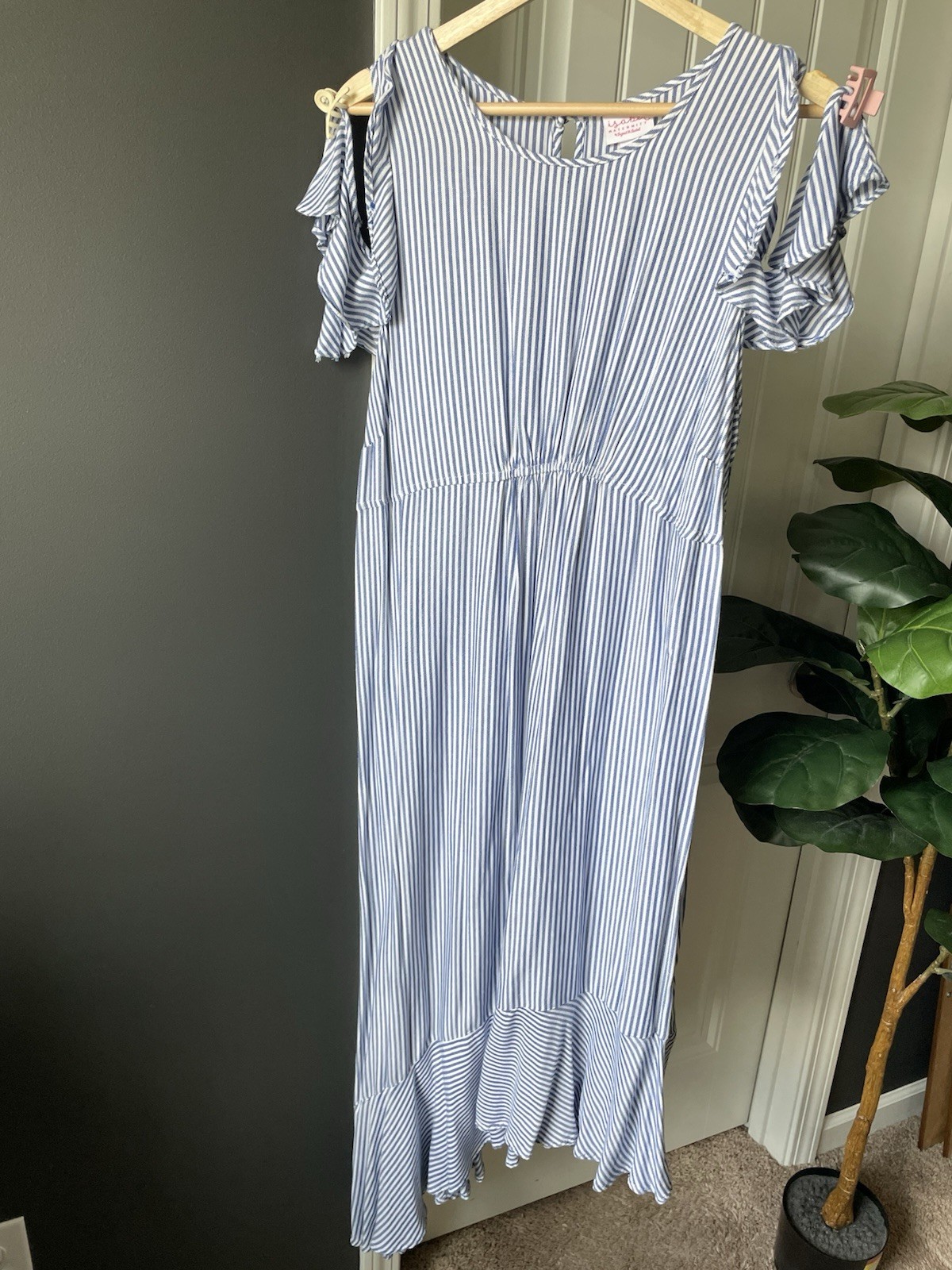 Isabel Maternity Dress L Blue/White Striped Midi Flutter Sleeve Ruffle READ