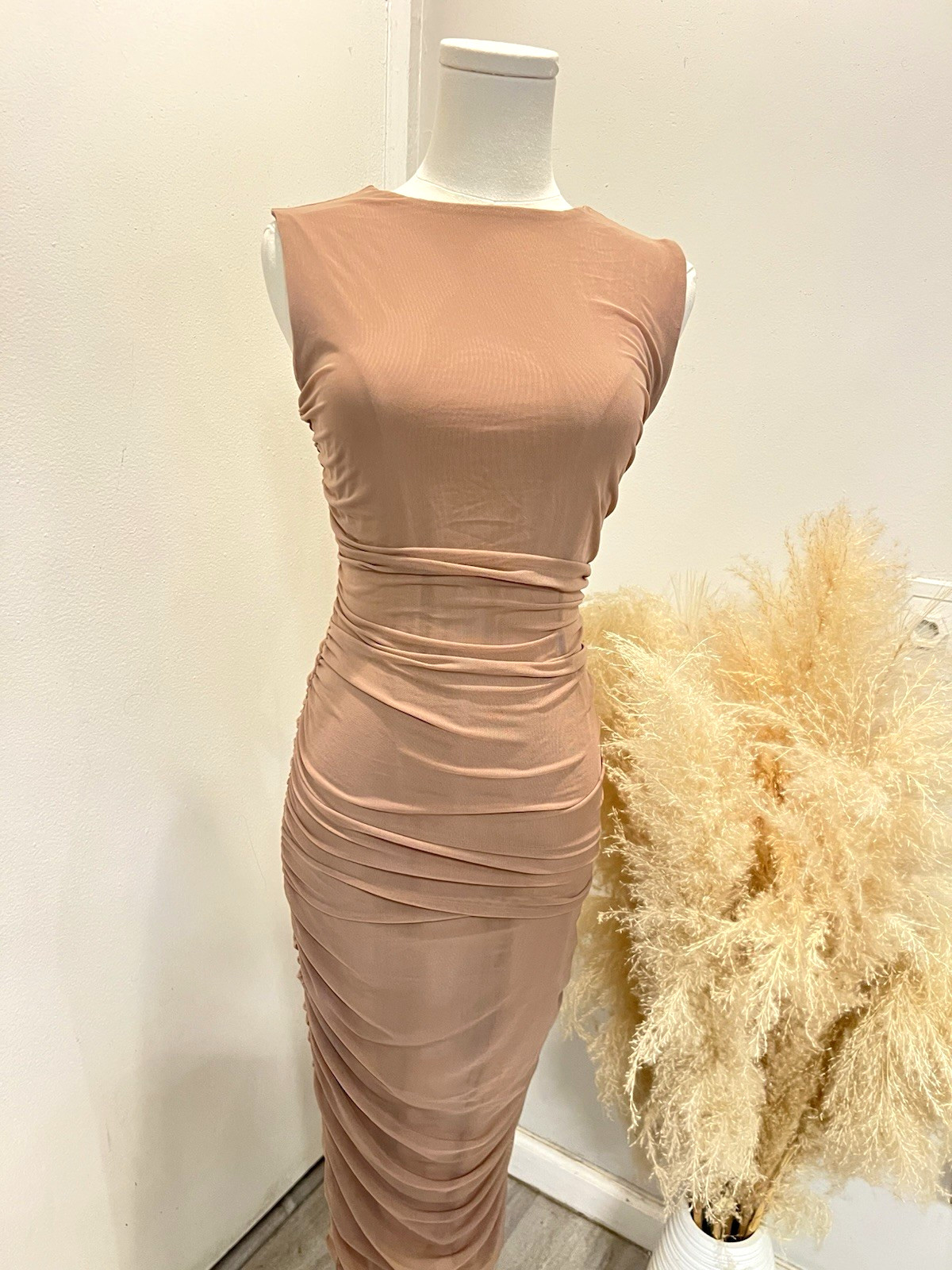 Rosevelvet Beige Solid Bodycon Midi Dress Crew Neck Ruched Zip Mesh Stretch L