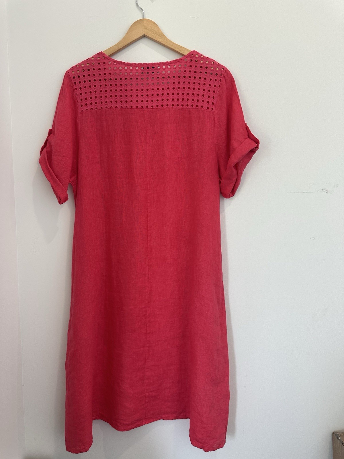 OSO Casuals Womens Small Pink Eyelett Midi Dress