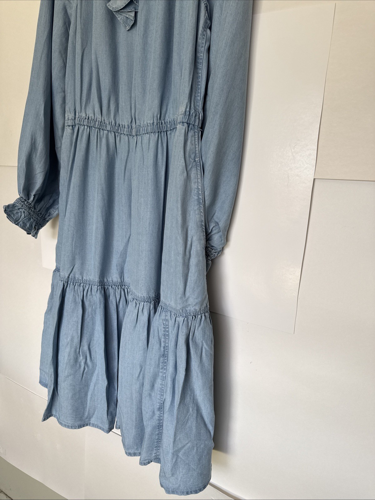 Lauren Ralph Lauren Chambray Dress Ruffle Neckline Tiered Skirt Size10 NWT