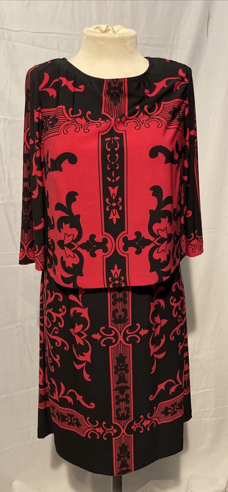 Donna Morgan Dress size 10. Red Black One Piece. Sri Lanka Spandex Machine Wash