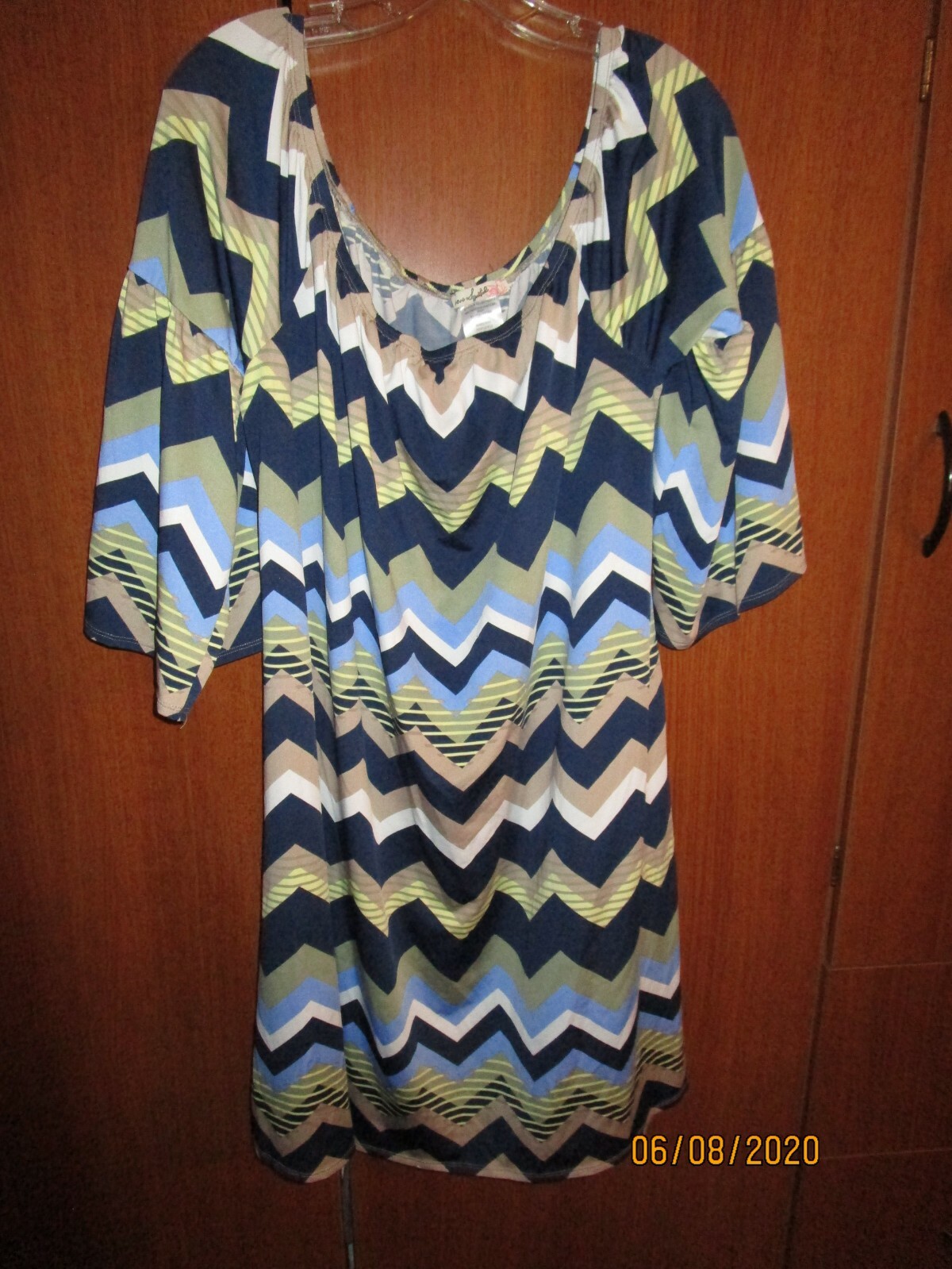 Love Squad 2 Tunic Dress Sz 2X Polyester Spandex Bust 48 52 Length 34 inches