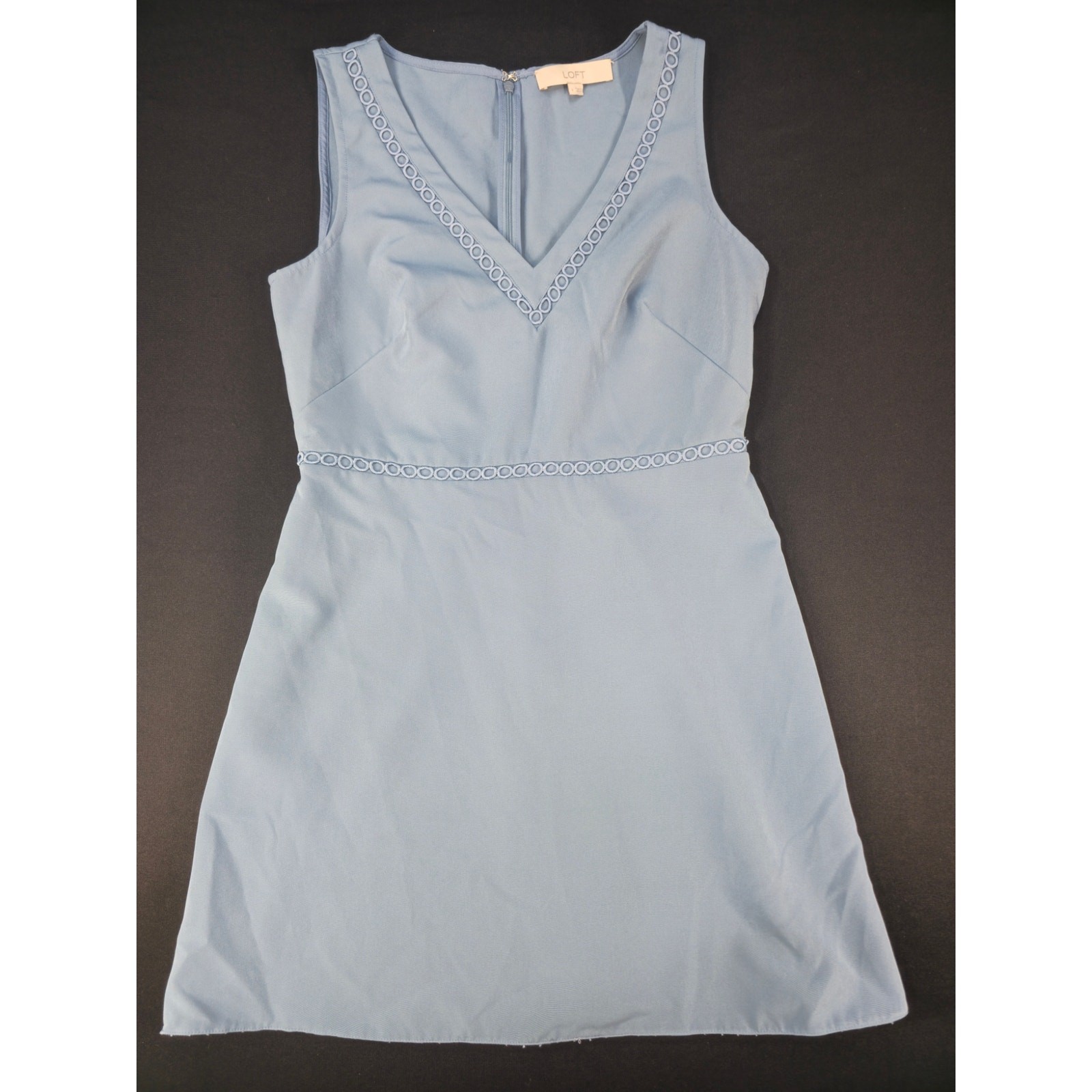 LOFT Womens Size 4 Blue Sleeveless Fit Flare Dress V Neck Stretch Knee Length