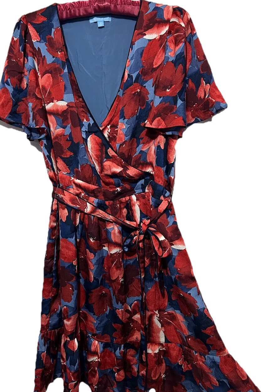 Draper James Dress M Red and Blue Floral Side Pockets Flutter Sleeves Belted
