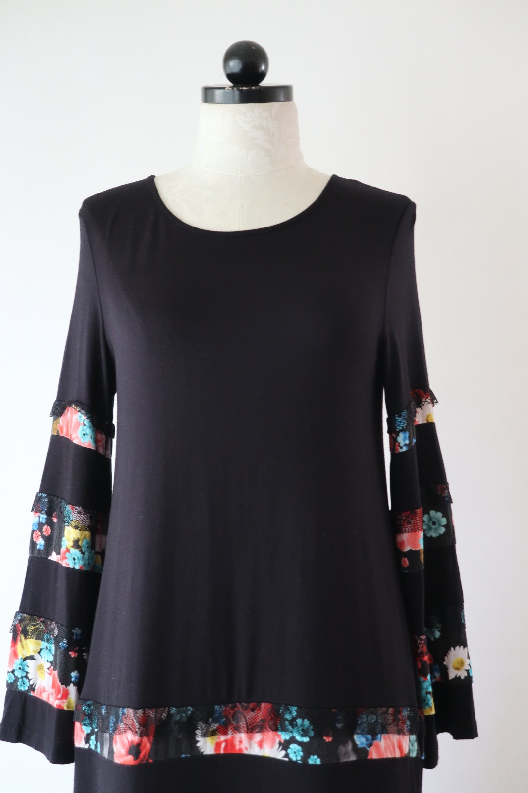 Desigual Black Jersey Colorful Floral Stripes Lace Ruffles Tshirt Dress Women L