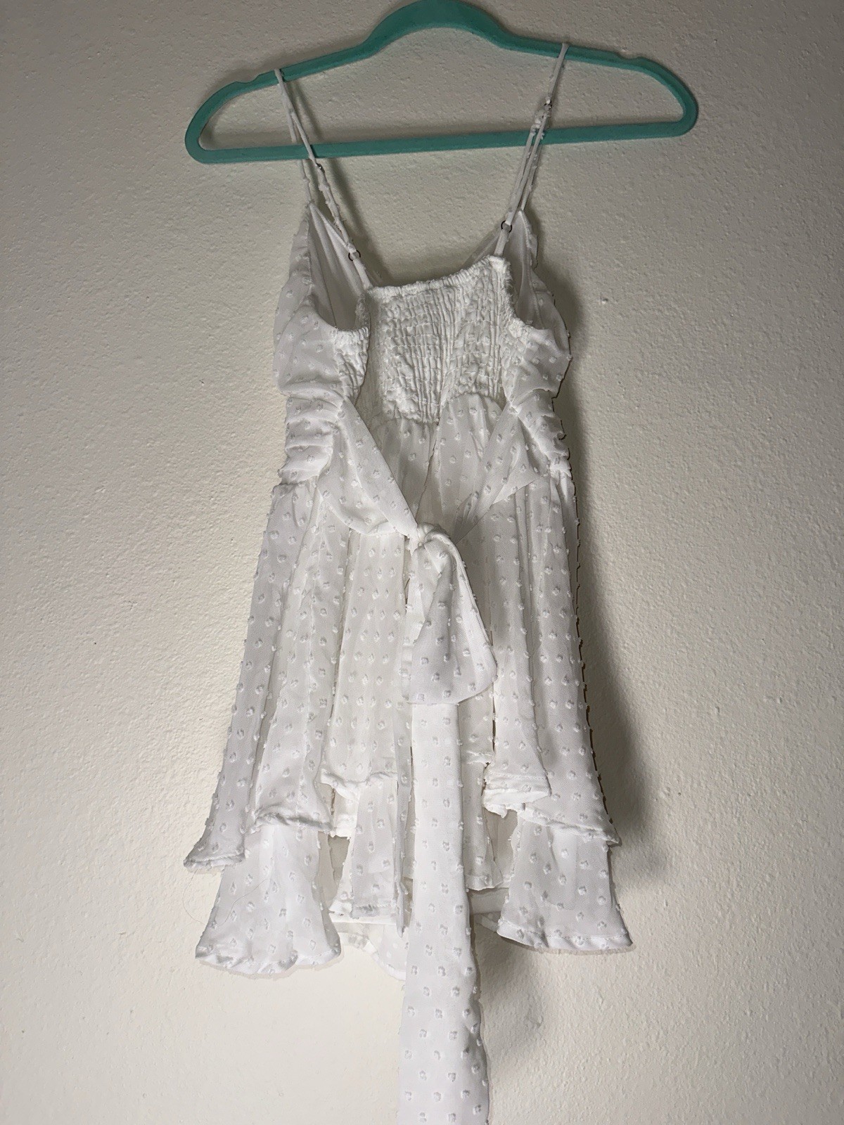 Altar’d State Womens M White Solid V-Neck Strappy Sleeveless Smocked Mini