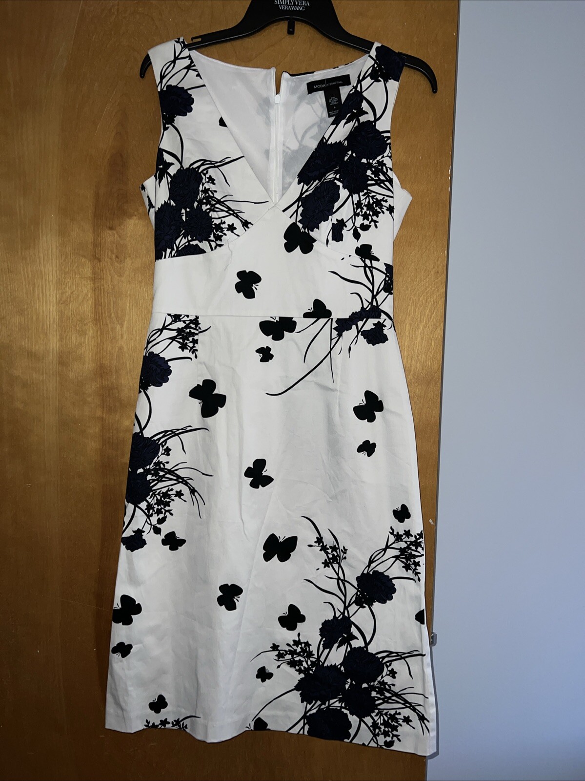 Womens Moda International Dress Size 8 White Black Blue 96% Cotton 4% Spandex