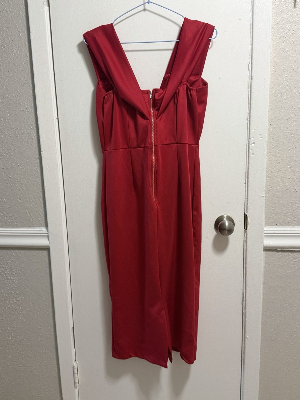 Women’s Red Solid V-Neck Sleeveless Strappy Bodycon Midi Knit Zip Dress L