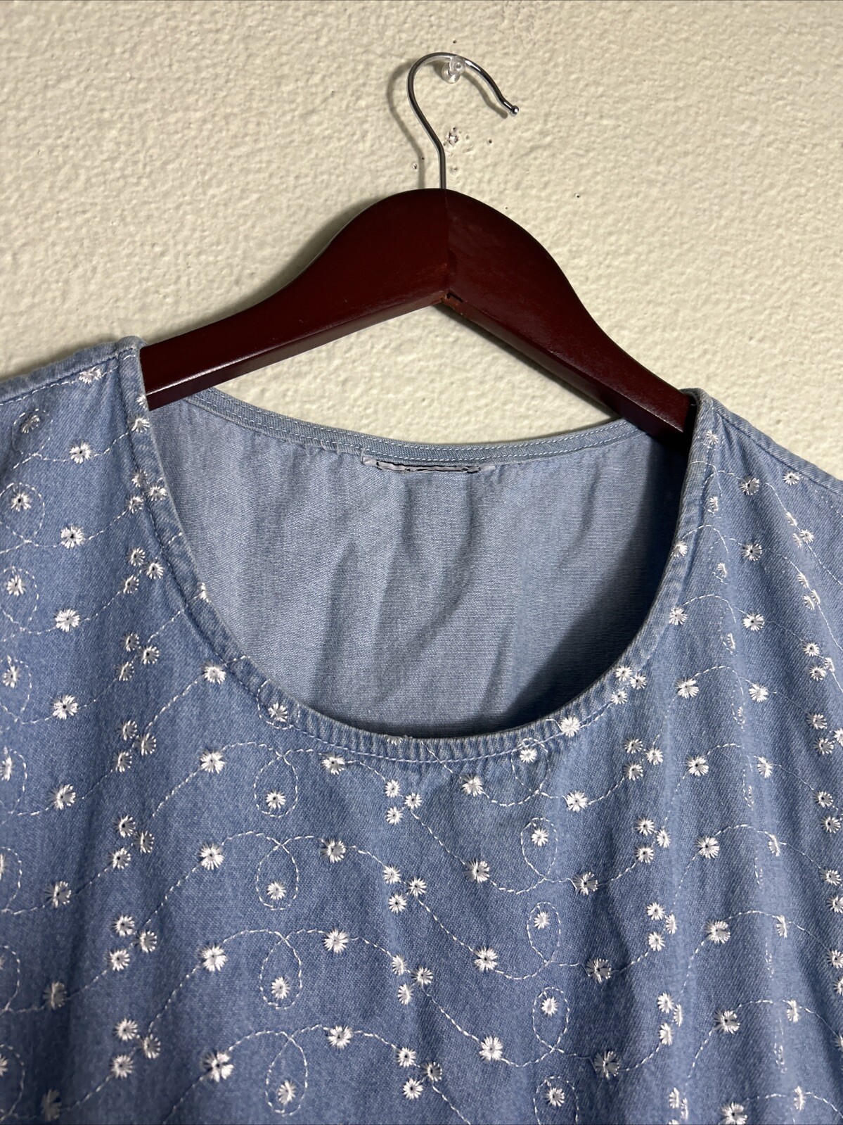 Vintage Chambray Women’s Medium Dress Blue Floral Elastic Waist Ankle Length