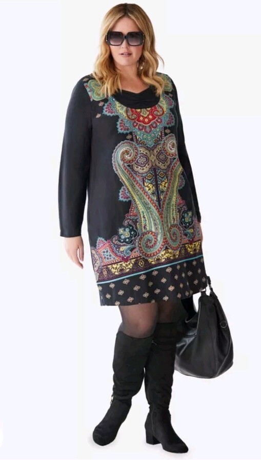 ” Soft Focus ” Scarf Print Layered Look Dress In Size 18/20 New