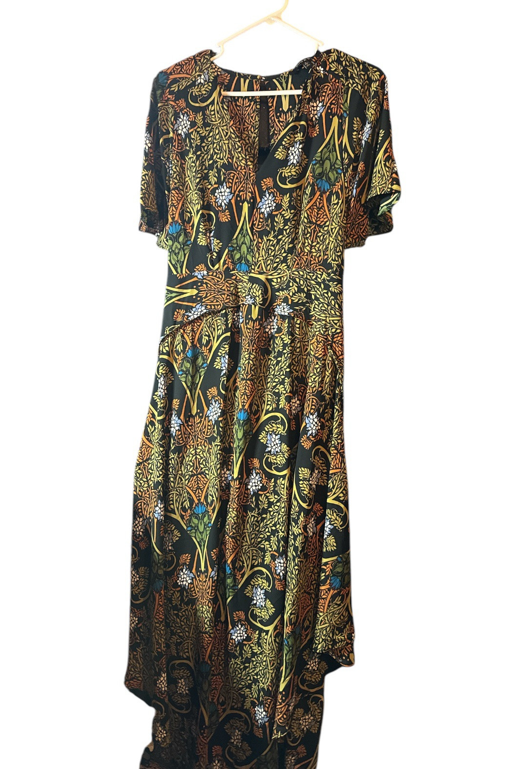 strut bolt dress w/ front slit. Open back area and zip closure. Size small long