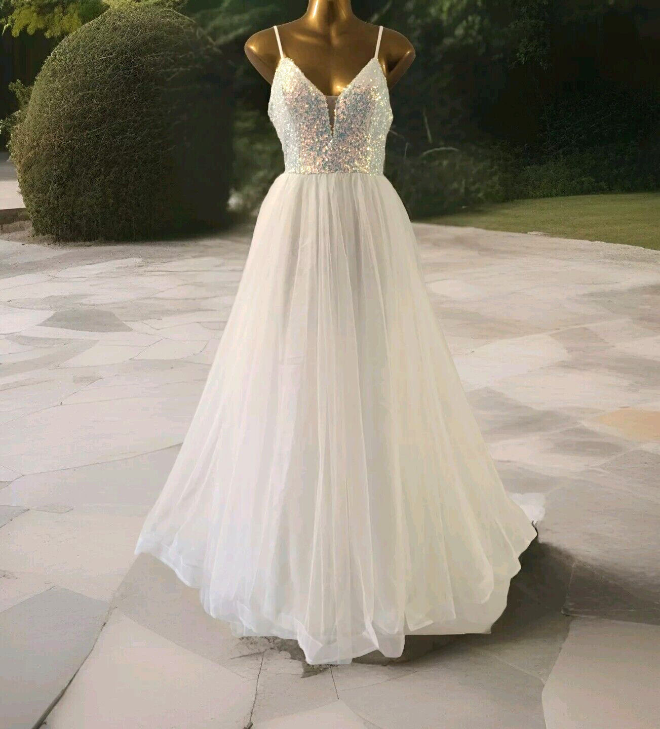 FAERIESTY womens white sequin embellished lace back ballgown dress size 12 prom