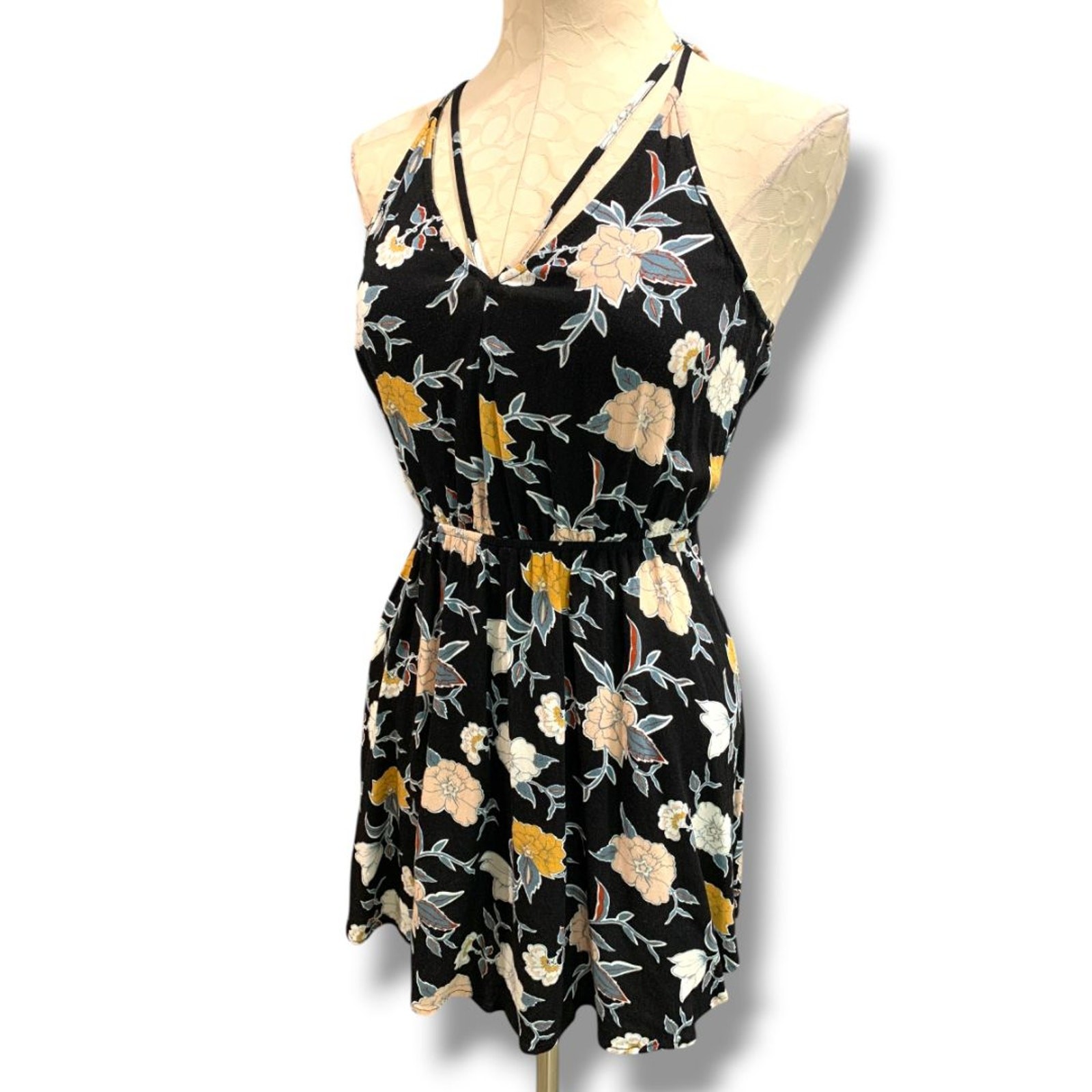 Small Kendall & Kylie V-Neck Sundress Floral Black Open Back
