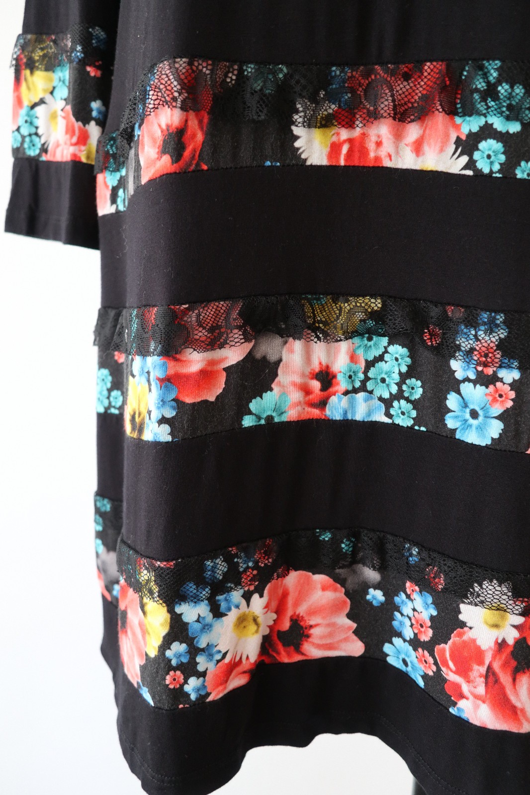 Desigual Black Jersey Colorful Floral Stripes Lace Ruffles Tshirt Dress Women L