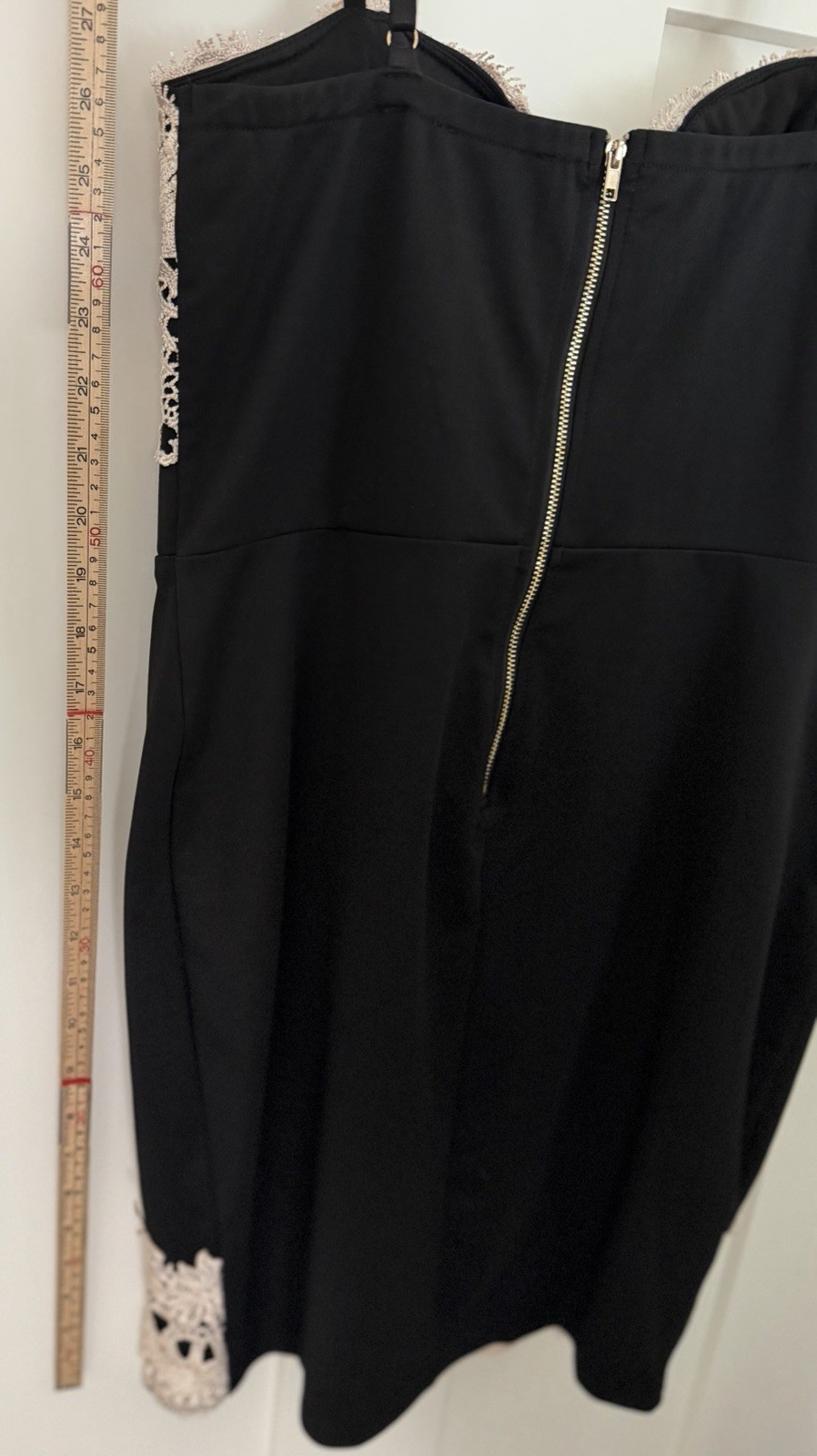 Forever 21+ Black/Nude Sweetheart Bodycon Dress 0X Strappy Lace Trim Zip