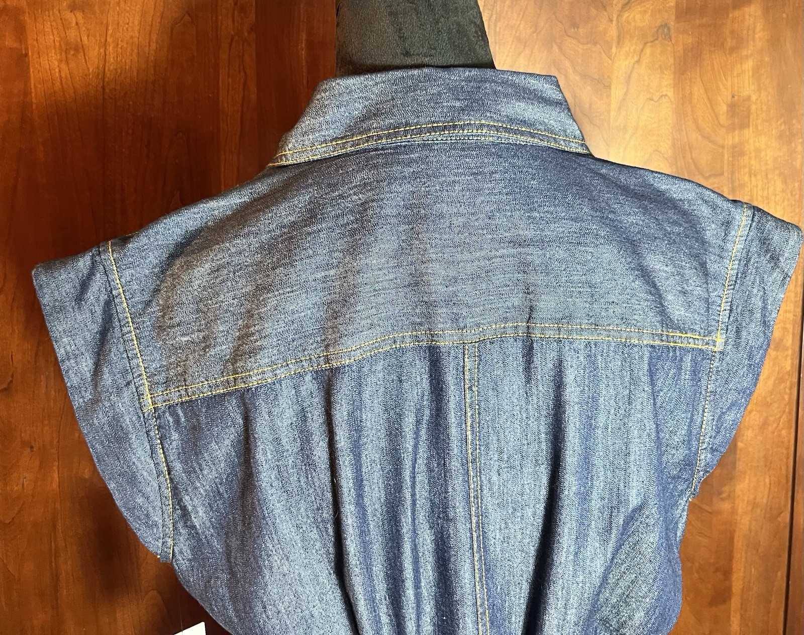NWTS DKNY Cap Sleeve Cotton Blend Chambray Button up Shirtdress Tie Waist SZ. 12